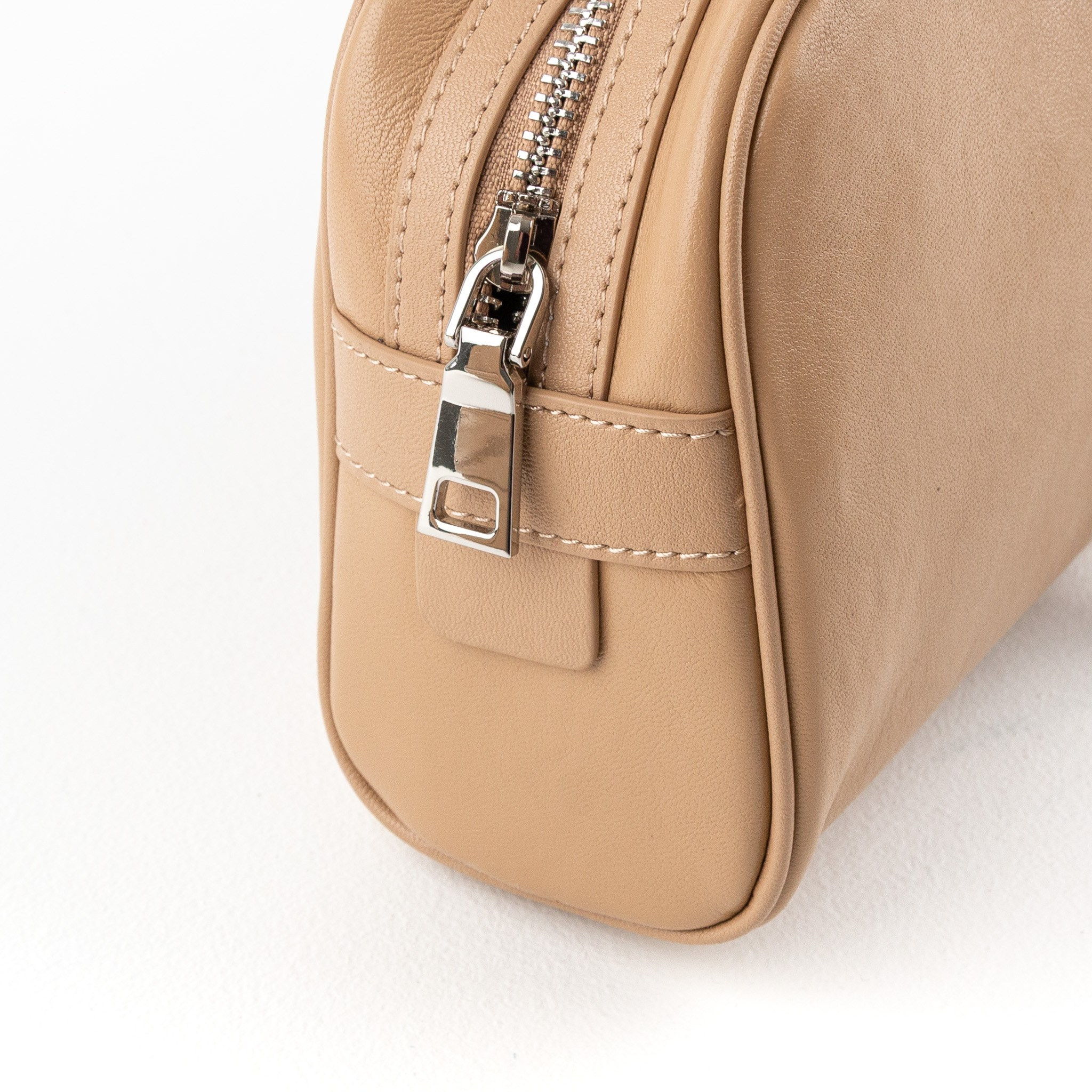 Сумки. Александр Стряпунин — предметный фотограф в Улан-Удэ