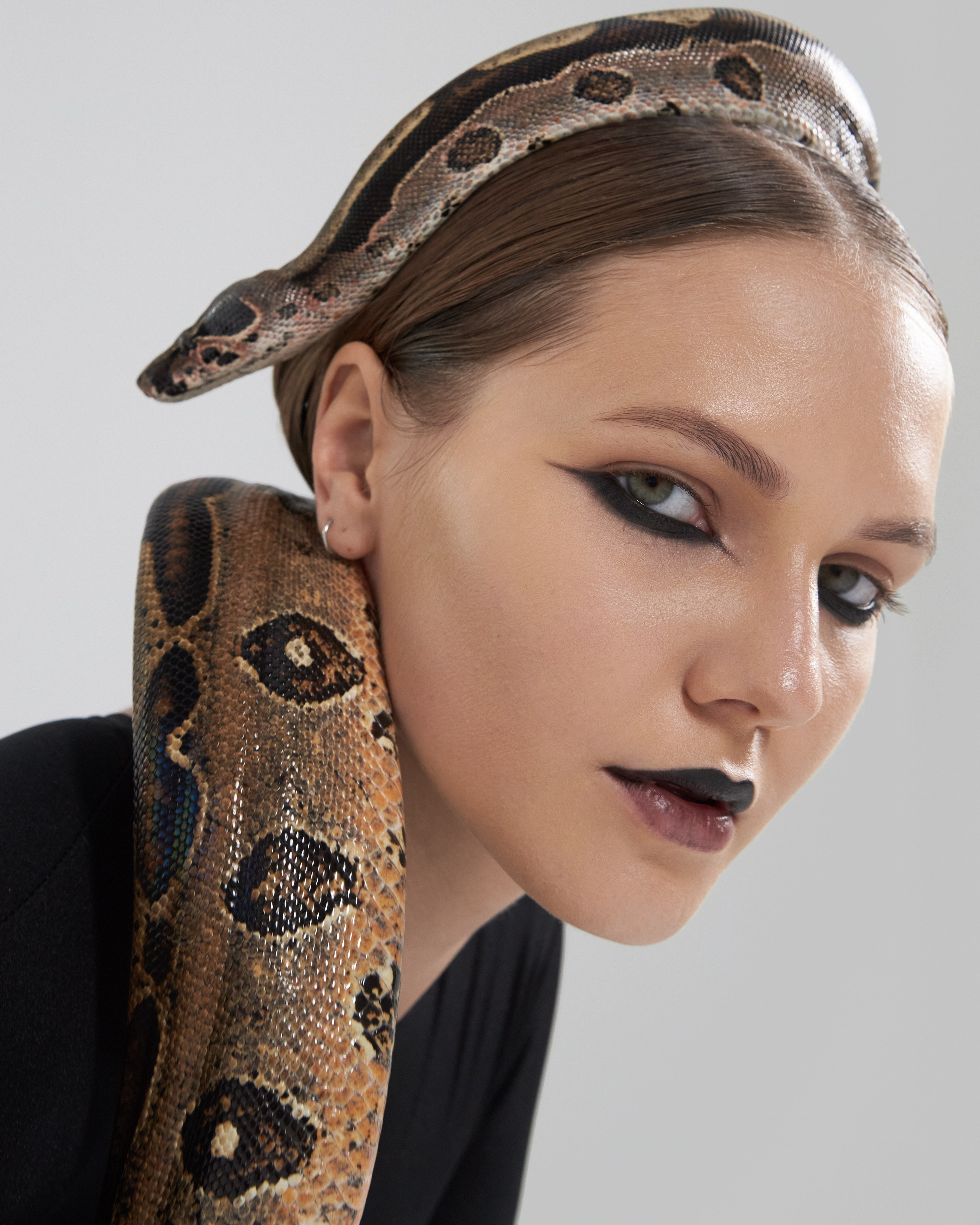 ТВОРЧЕСКОЕ (dark beauty). Предметный фотограф в Краснодаре| Женя Елгина