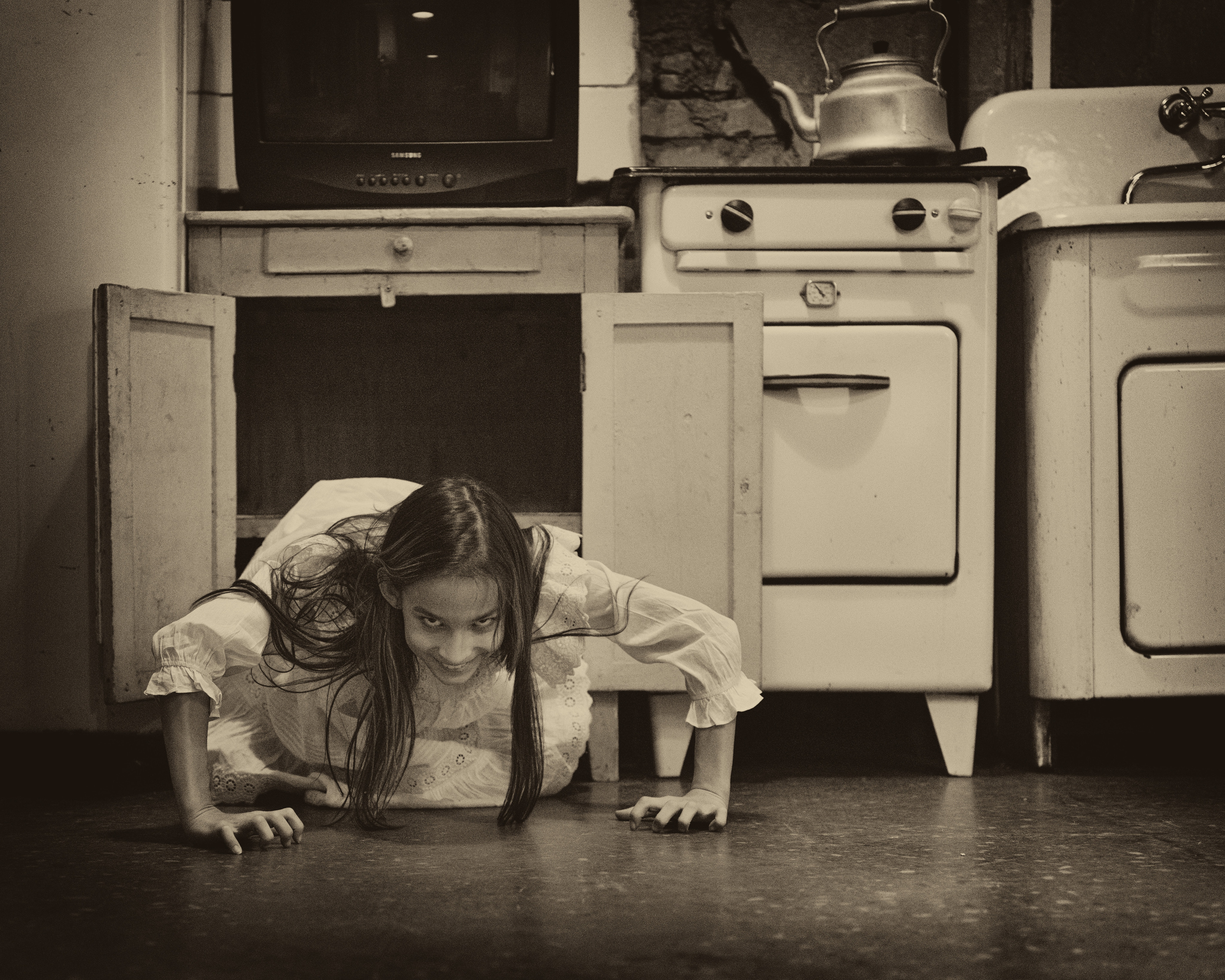 Алисия и ее демон. Фотограф Илиjа Бандорин