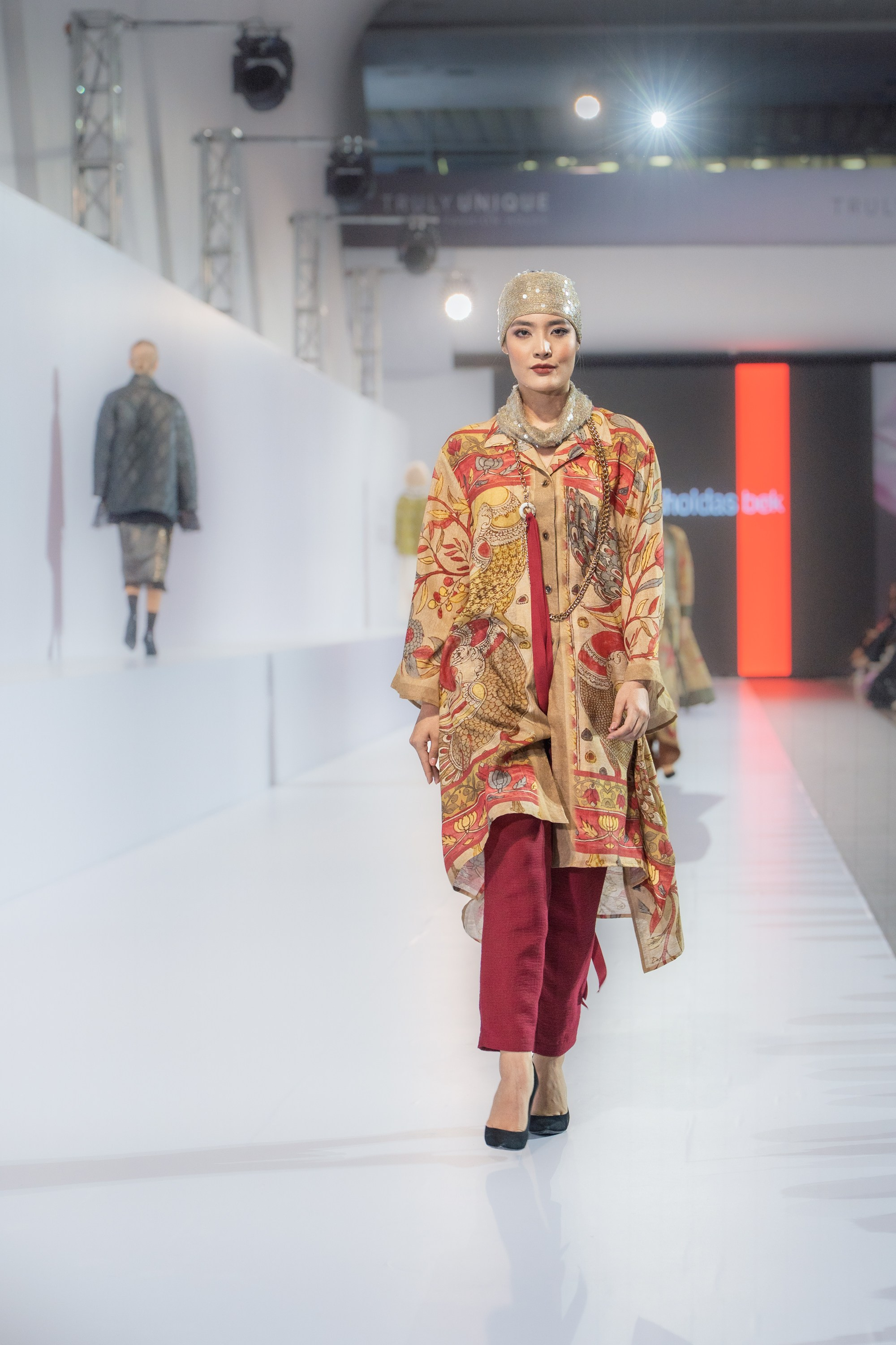 Yerlan Zholdasbek. Сайт Алматинского НЮ АРТ, будуар и фэшн фотографа Дениса Карпенко