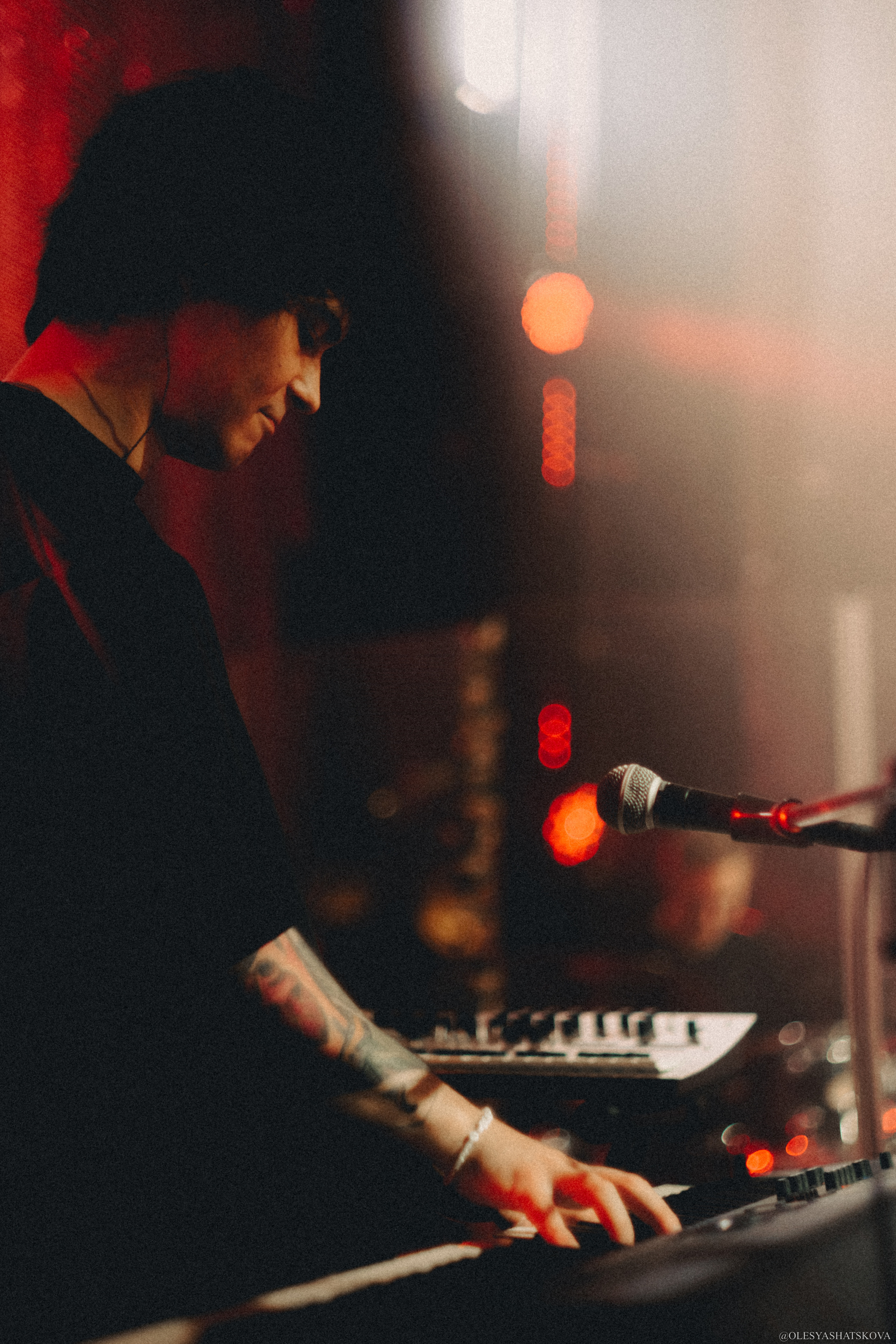 Репортажная фотосъёмка концерта Polnalyubvi | VK GIPSY