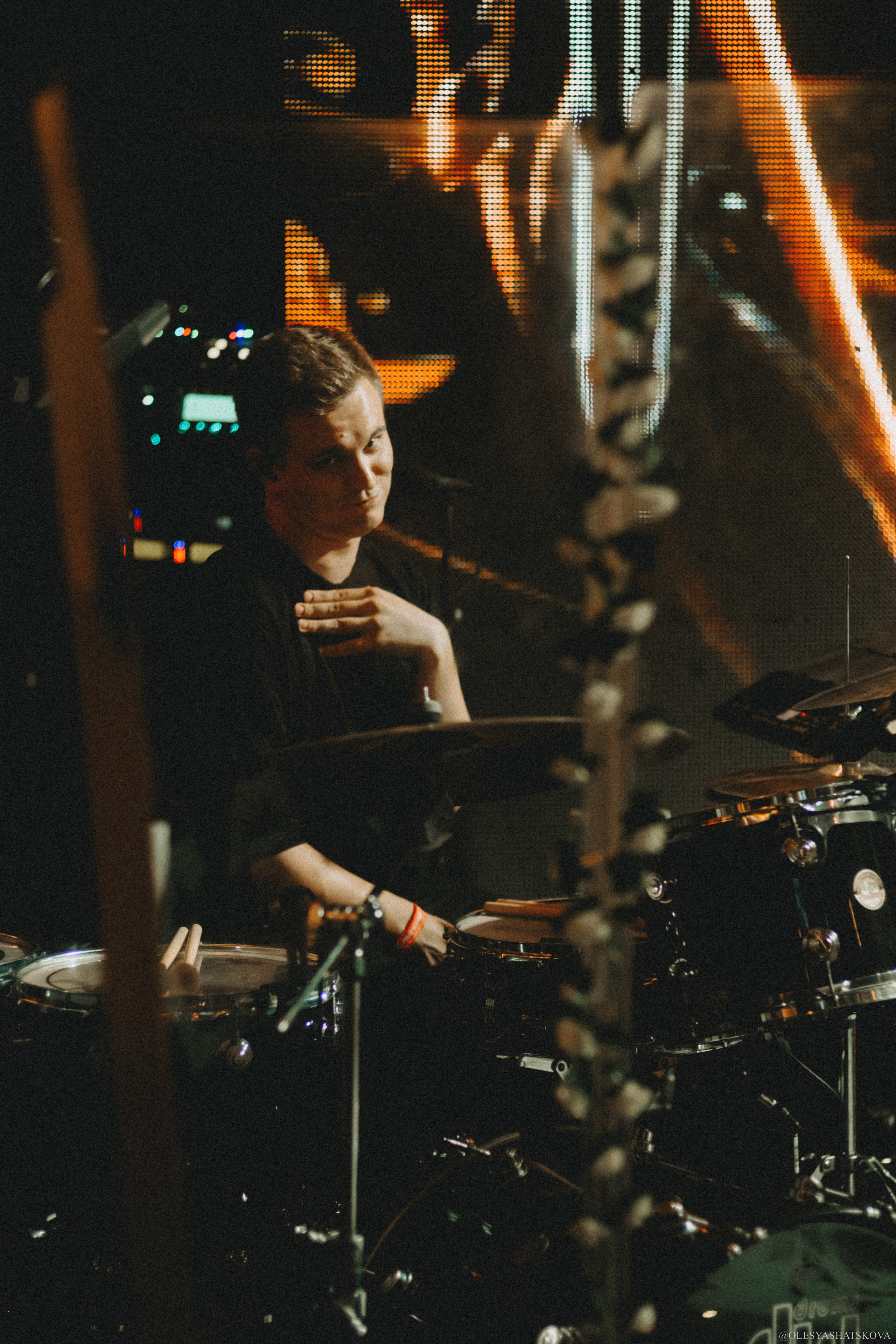 Репортажная фотосъёмка концерта Polnalyubvi | VK GIPSY