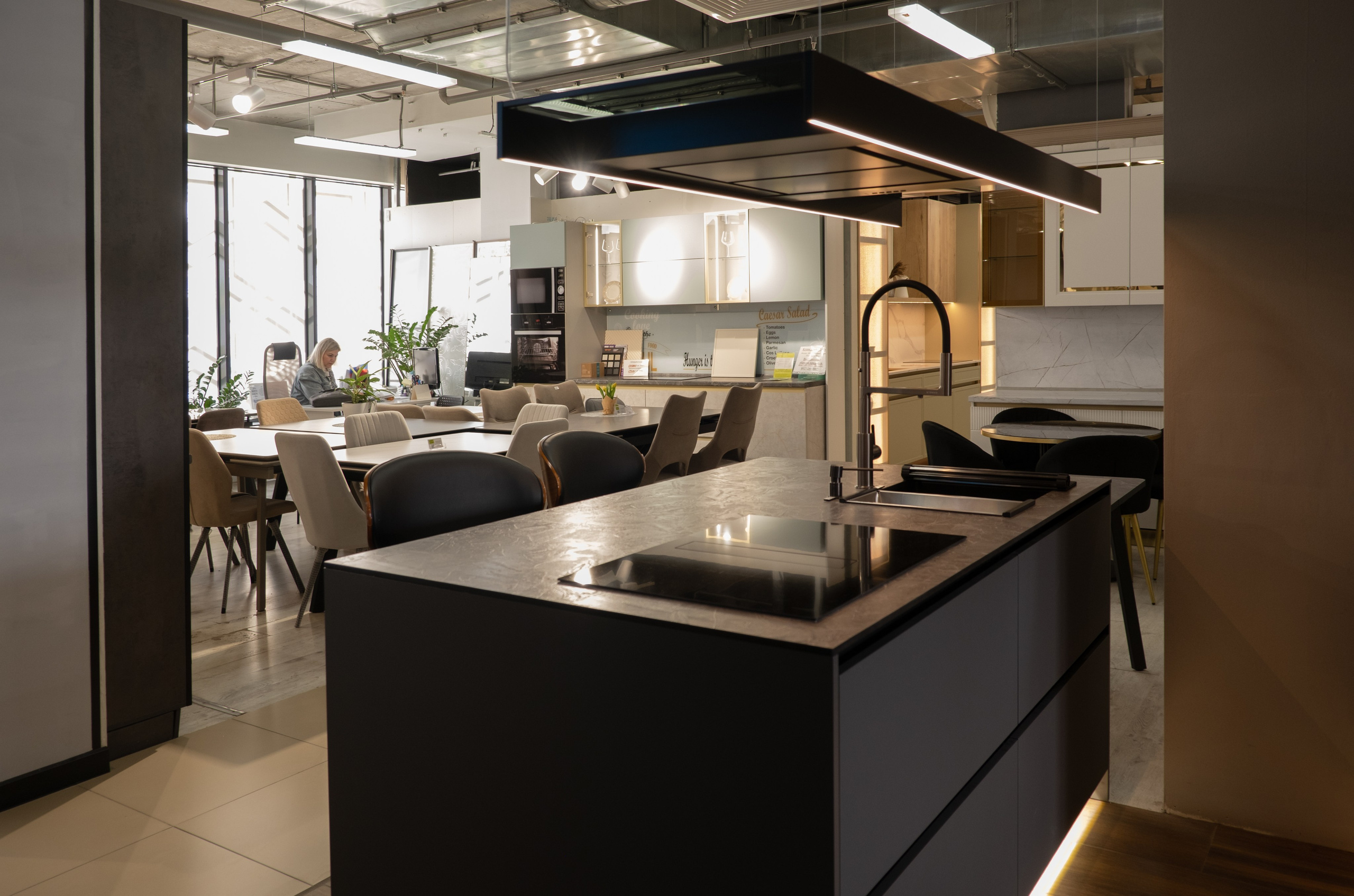 Съемка для мебельного магазина. Фотограф на камеру и мобильная съемка в Казани Лидия