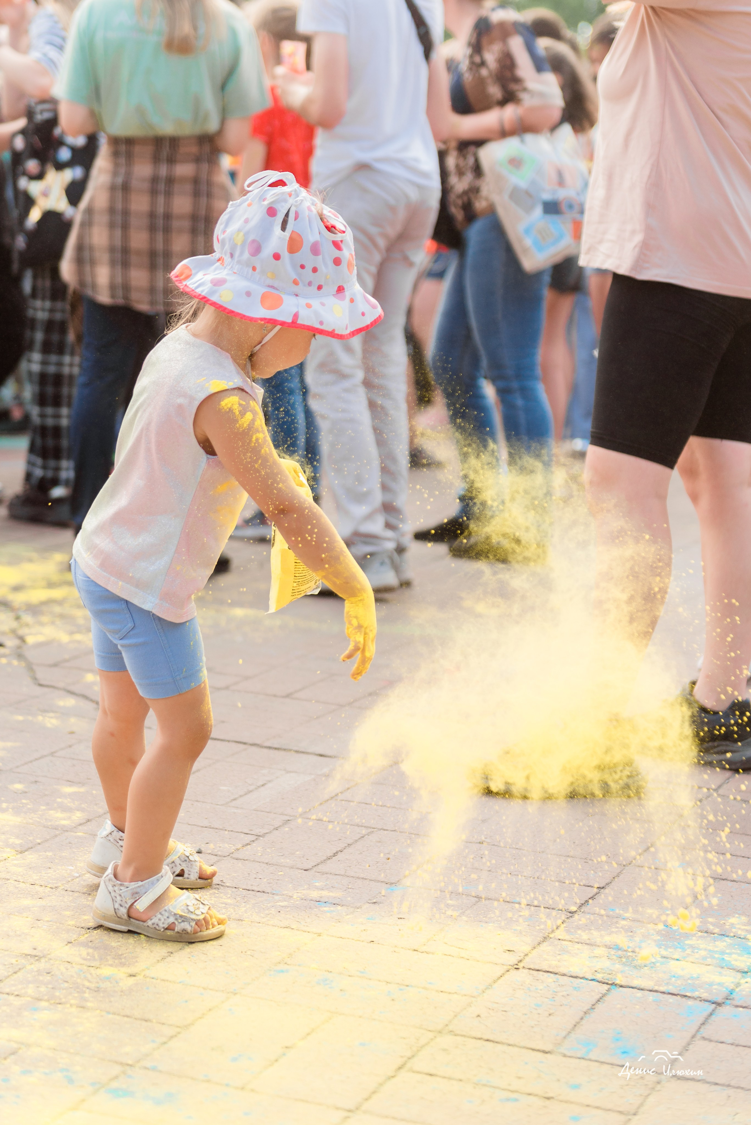 Краски Холи в Комсомольском Парке 2023. Детский фотограф, семейный фотограф и репортажи в Кемерово