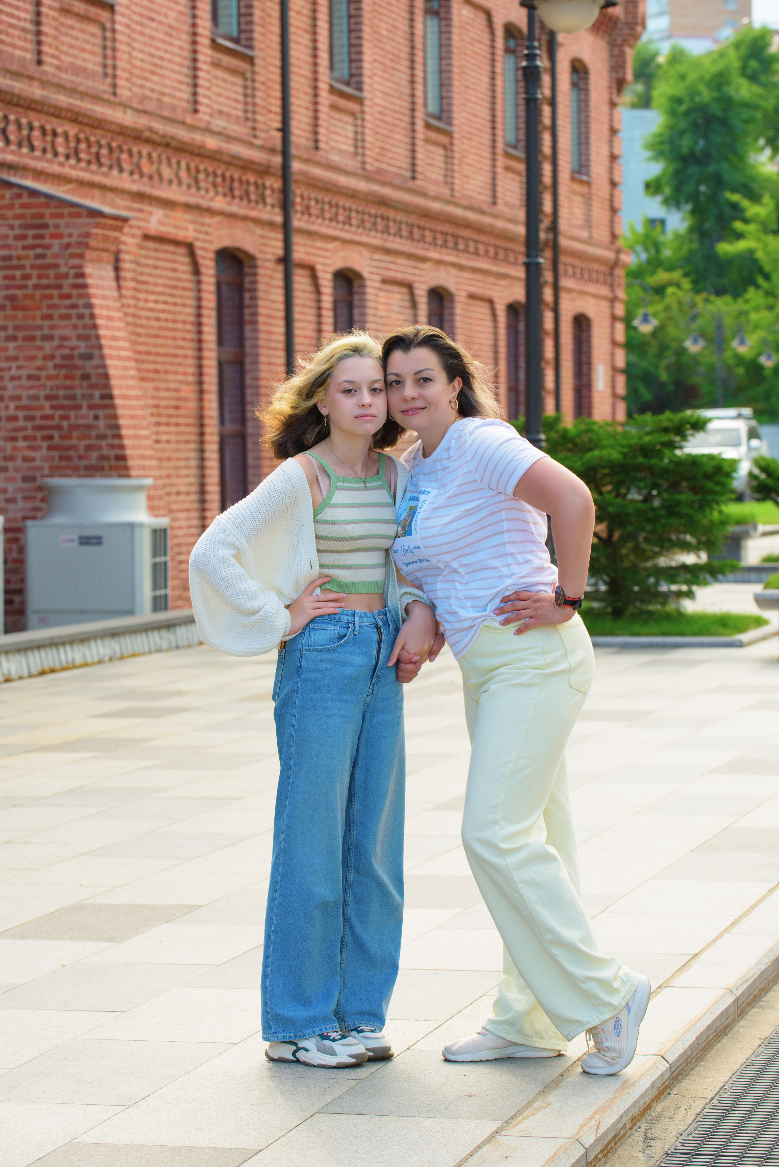 Ирина, Роман, дочки и Декс. Семейный и свадебный фотограф во Владивостоке