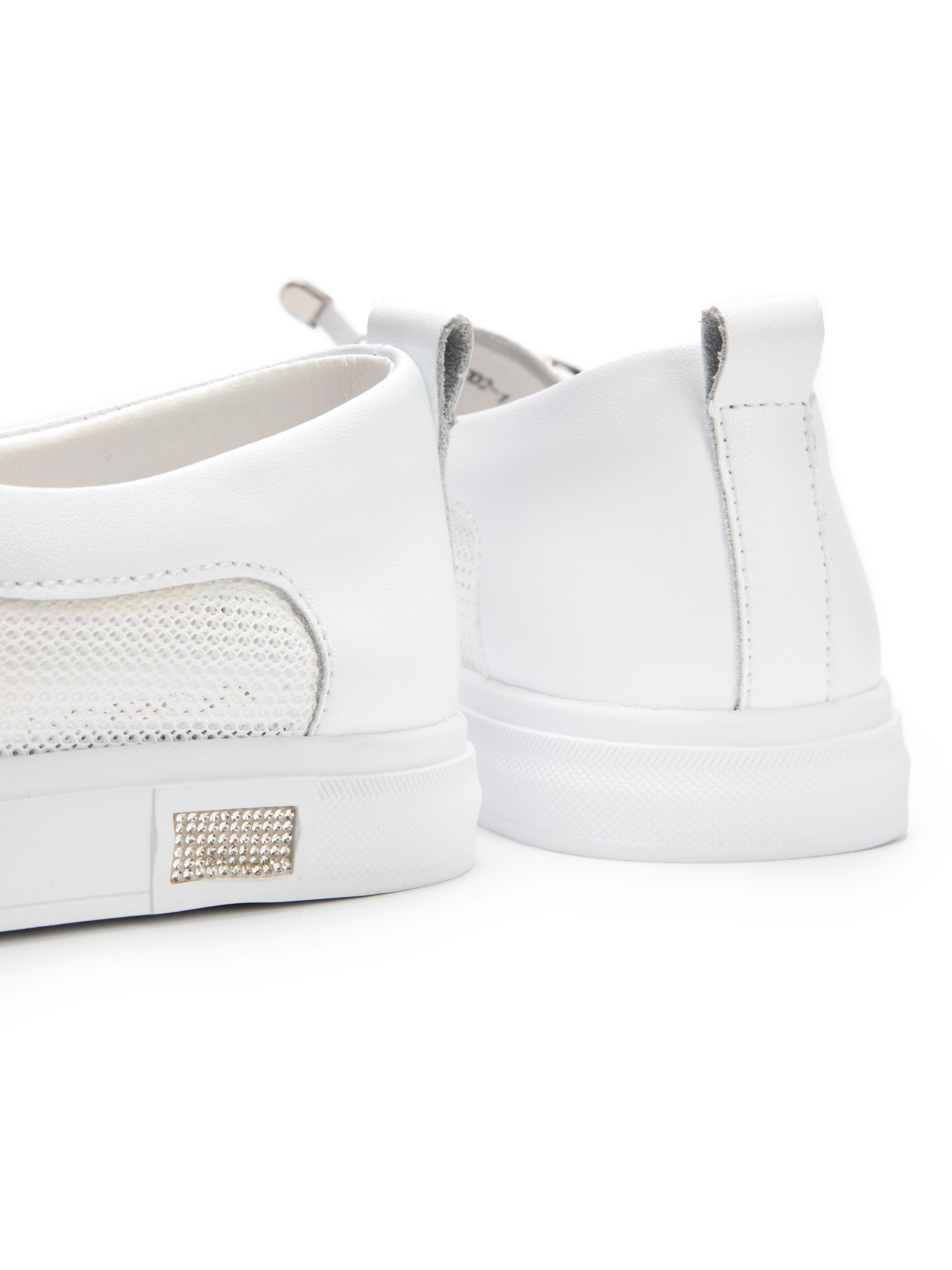 Каталожная фотография обуви. Фотограф в Москве Егор Гончаров