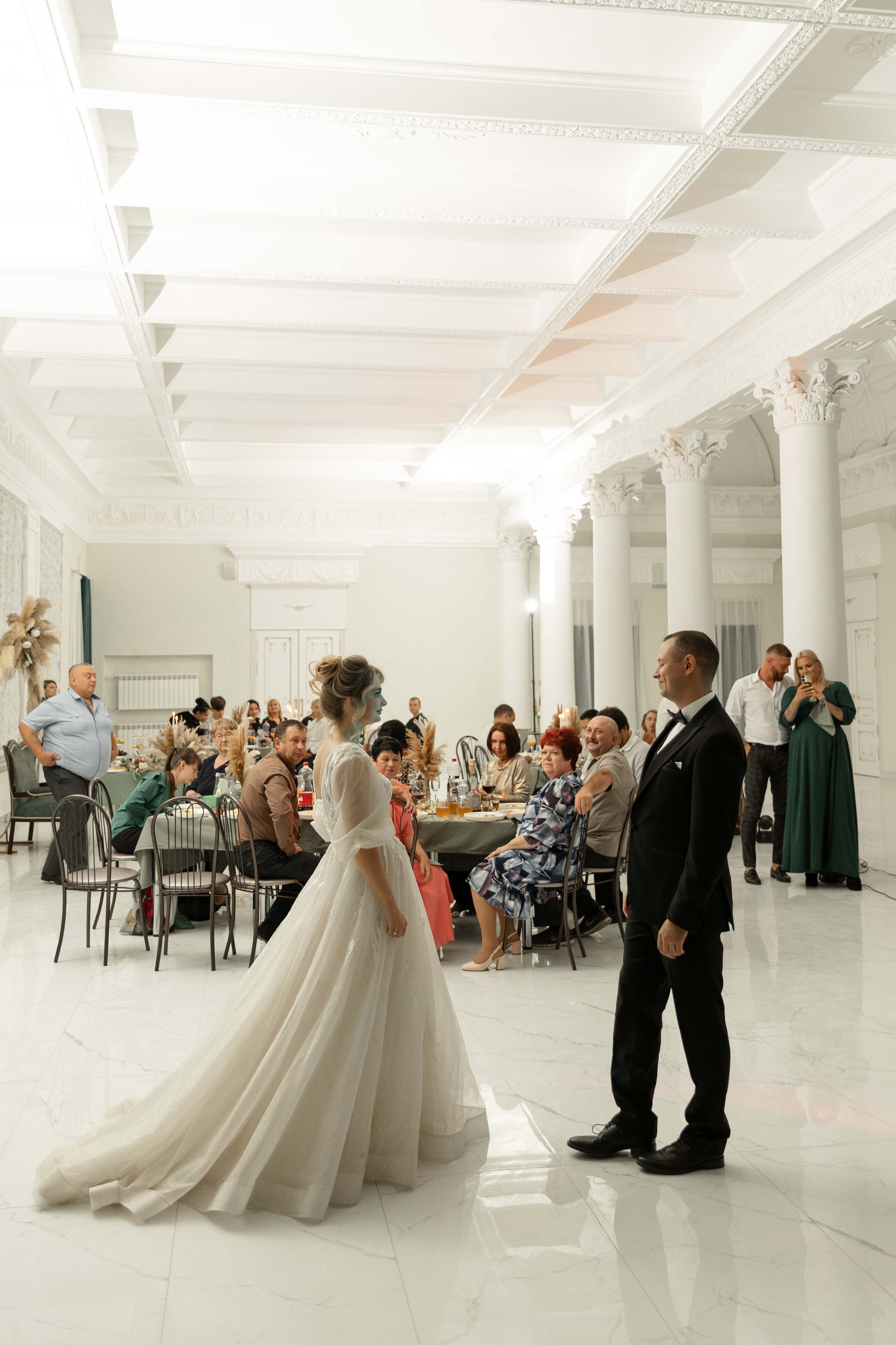 Дом Культуры. Я Ира и я фотографирую свадьбы более 10 лет