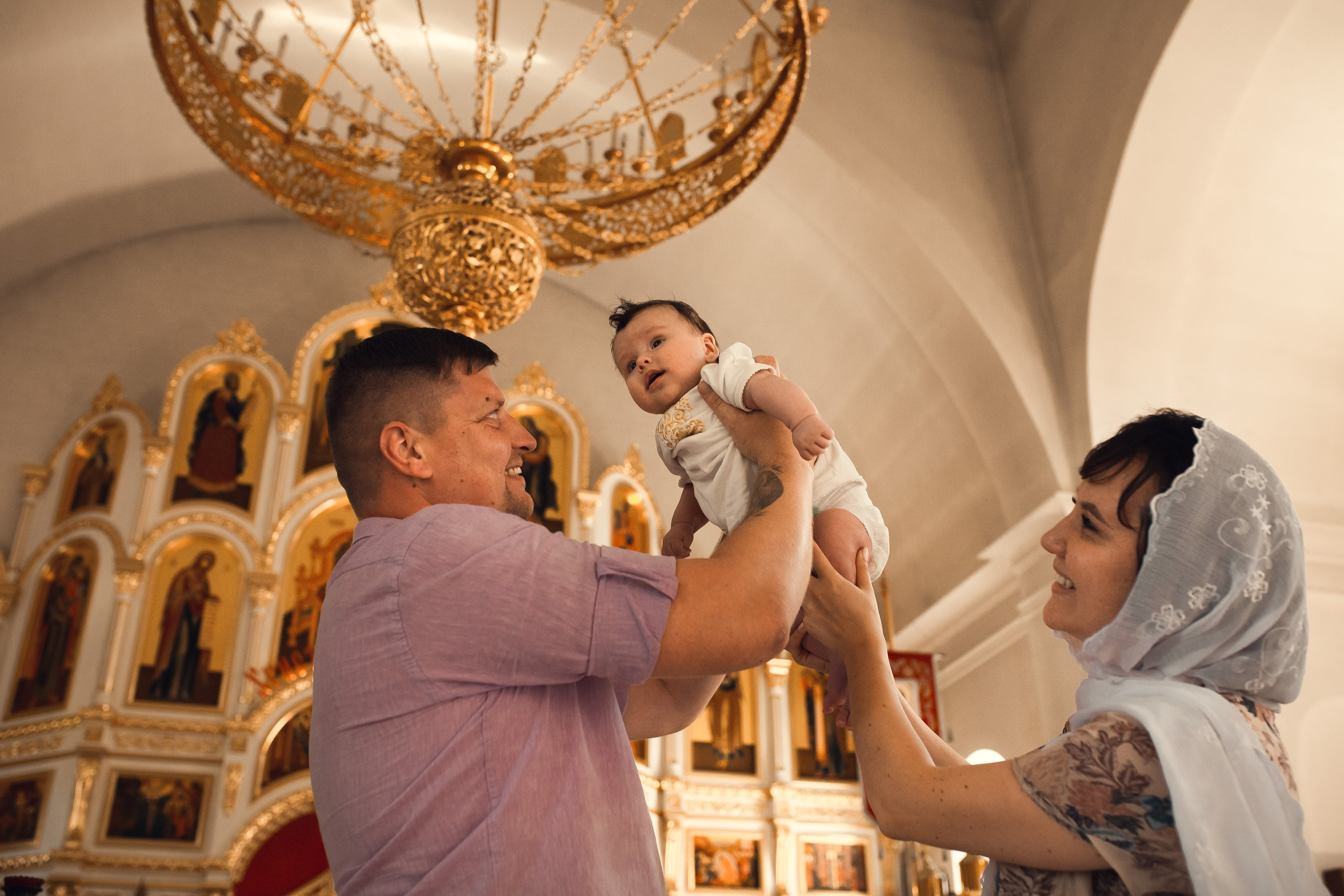 Крещение Храм г. Кремёнки. Фотограф новорожденных Серпухов, Протвино, Москва I Марина Бурмистрова