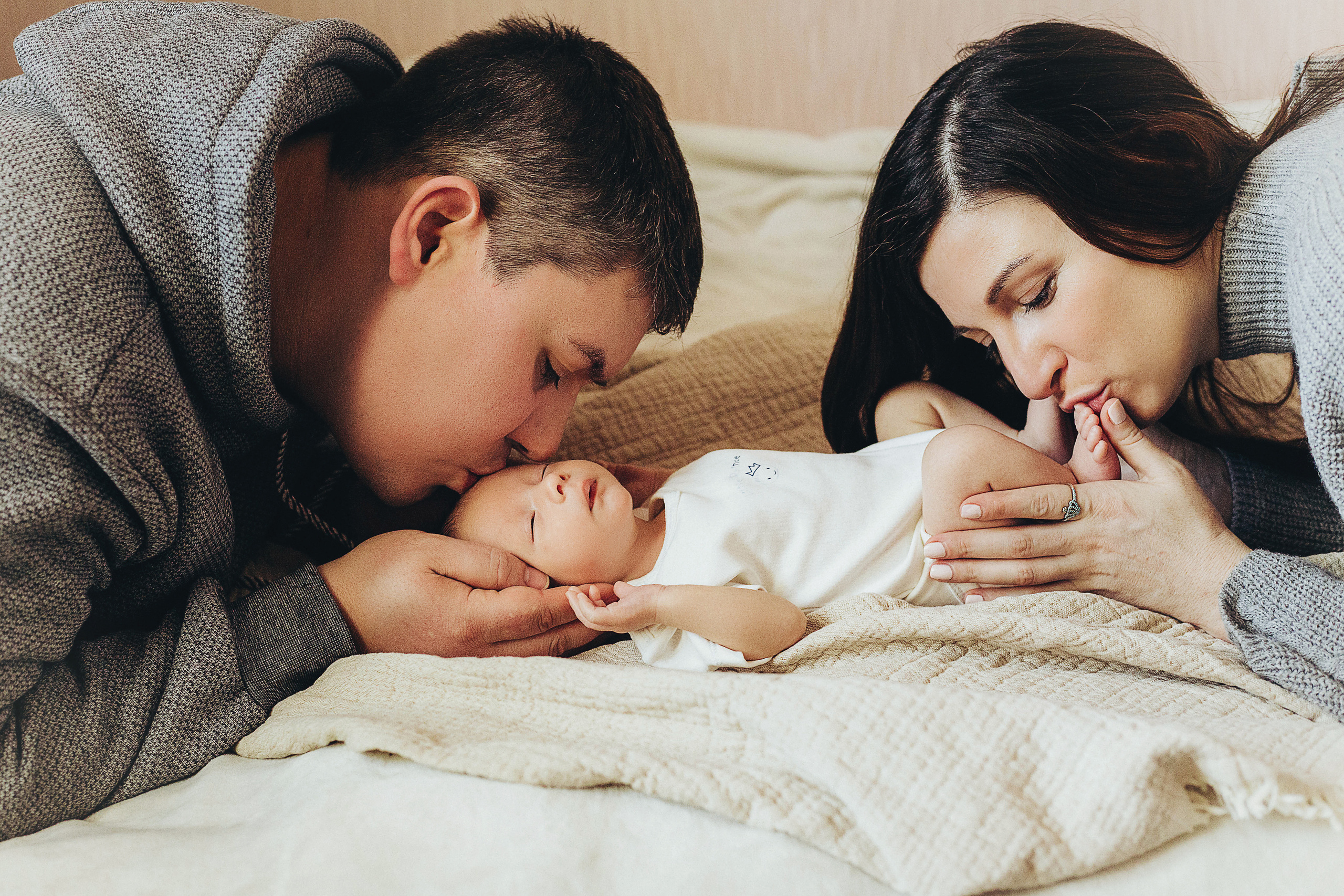 Максим. Фотограф новорожденных Серпухов, Протвино, Москва I Марина Бурмистрова