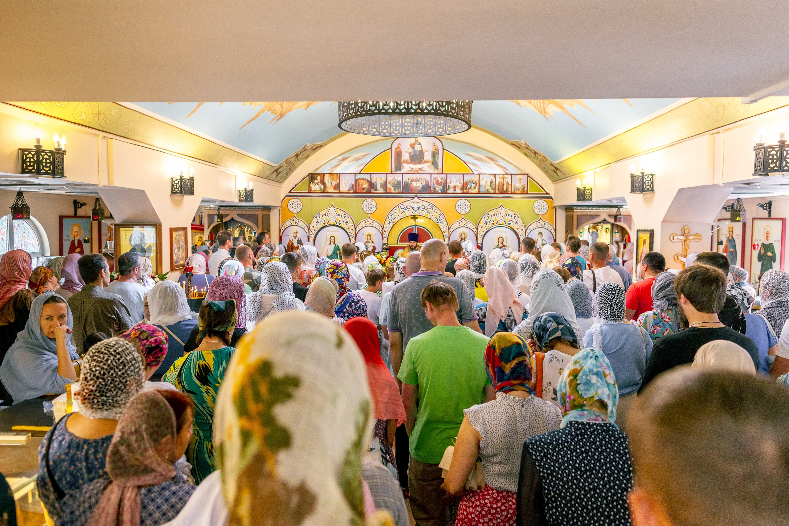 Митрополит Василий. 10 лет Храму Святителя Спиридона Тримифунтского. Фото и видеосъемка любых мероприятий в городе Краснодаре и Краснодарском крае. Щеколдин Антон