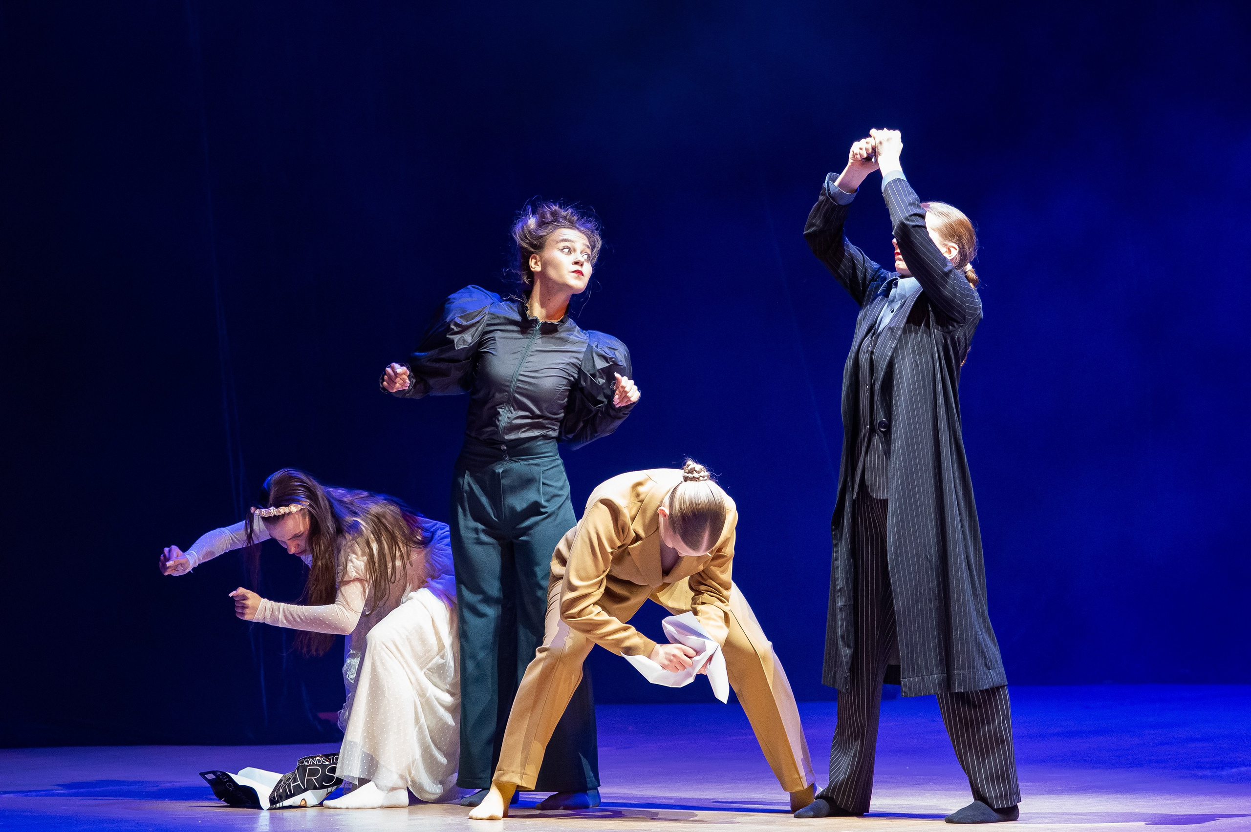 Концерт «Пространные танцы». Репортажный, семейный и детский фотограф в Пензе и Заречном Арина Ермилова. Картины барельеф на заказ