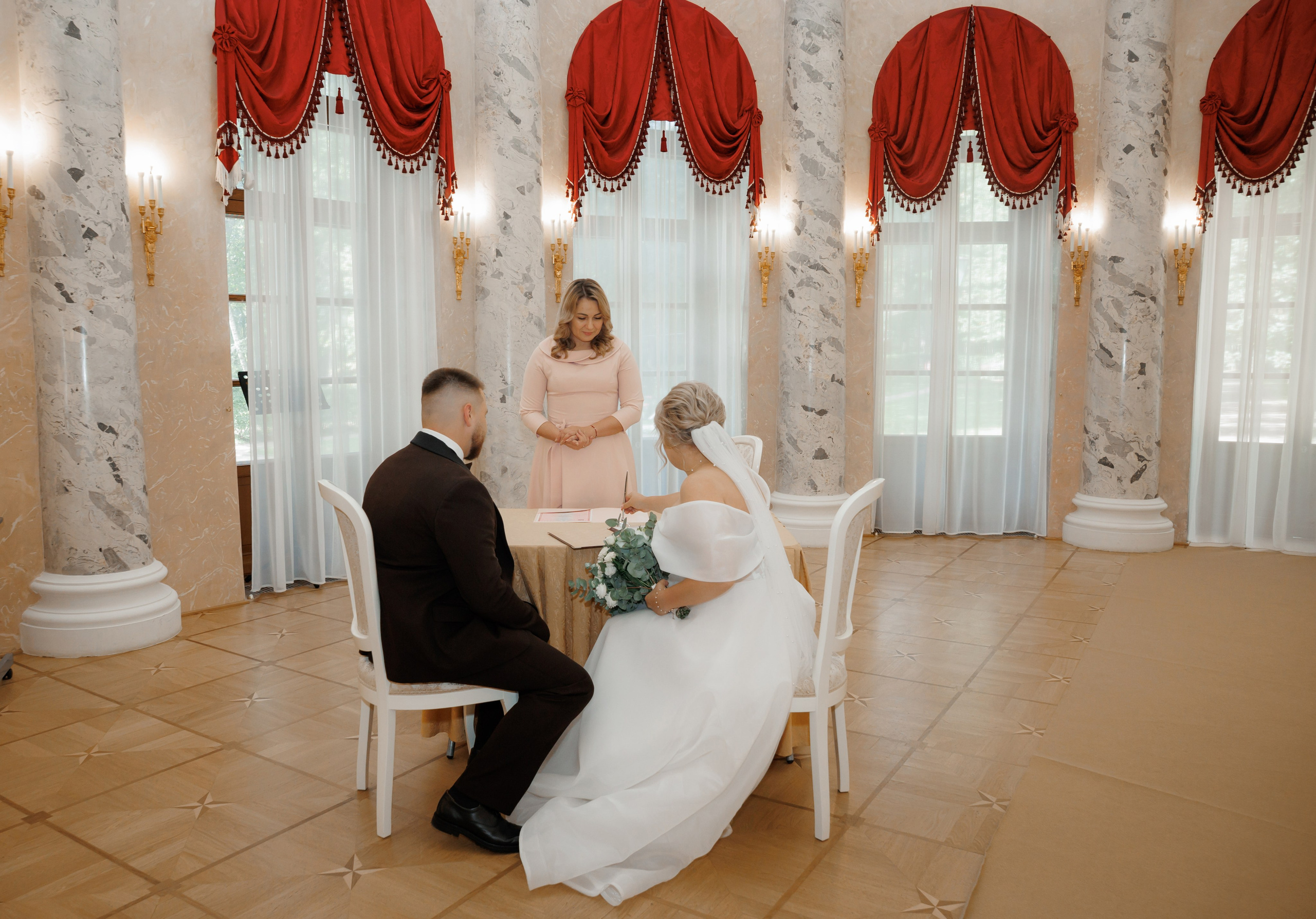 Регистрация и прогулка в Остафьево. Свадебный и репортажный фотограф (Москва, Королев и другие)