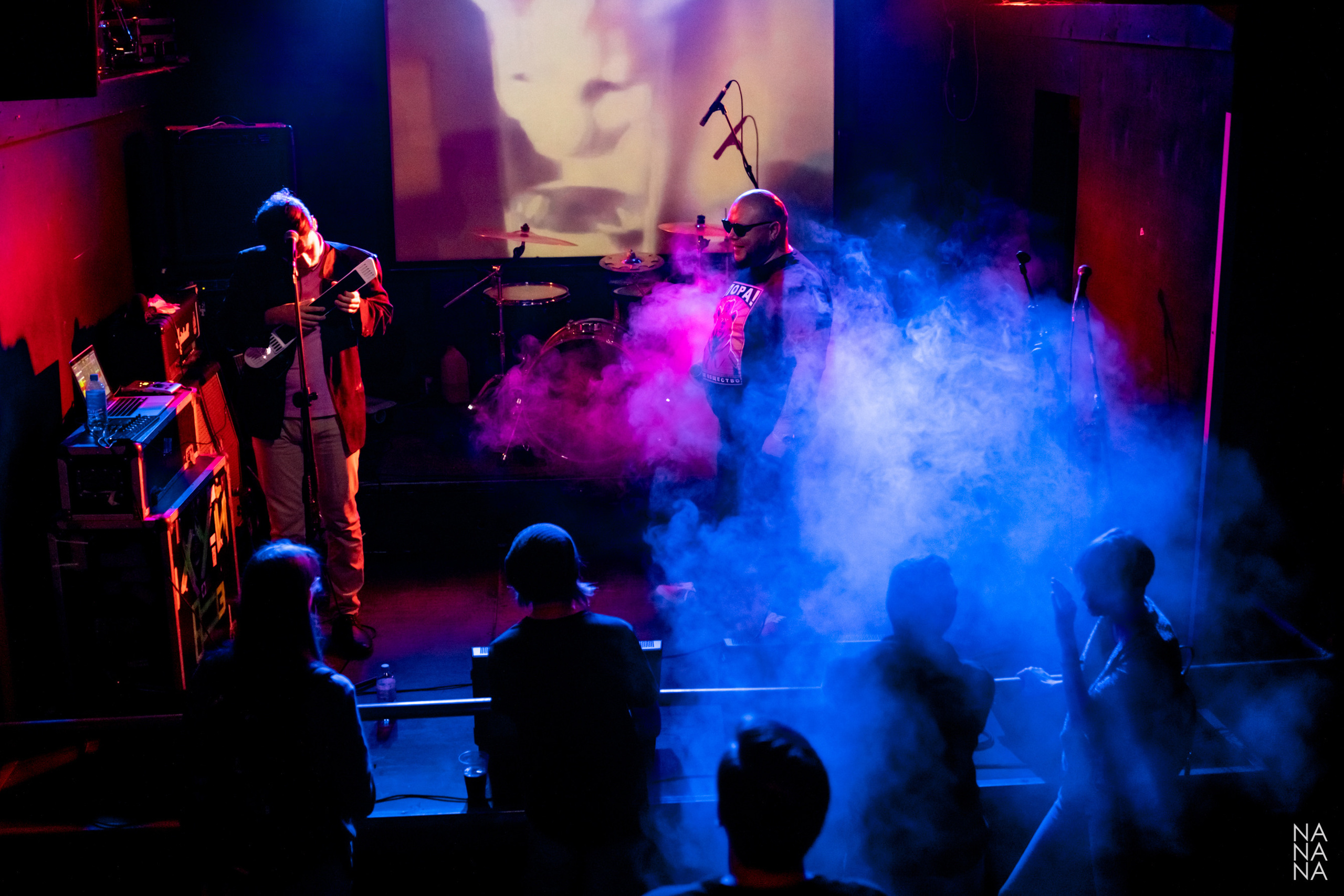 Простывший пассажир трамвая №7, 24.09.2021, Ионотека, Санкт-Петербург