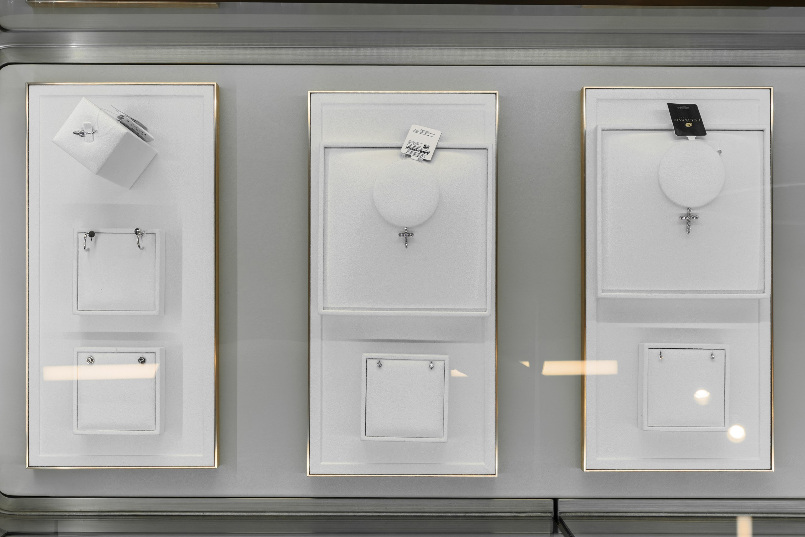 Ювелирный бутик Feliksov Diamond. Night2Day Санкт-Петербург