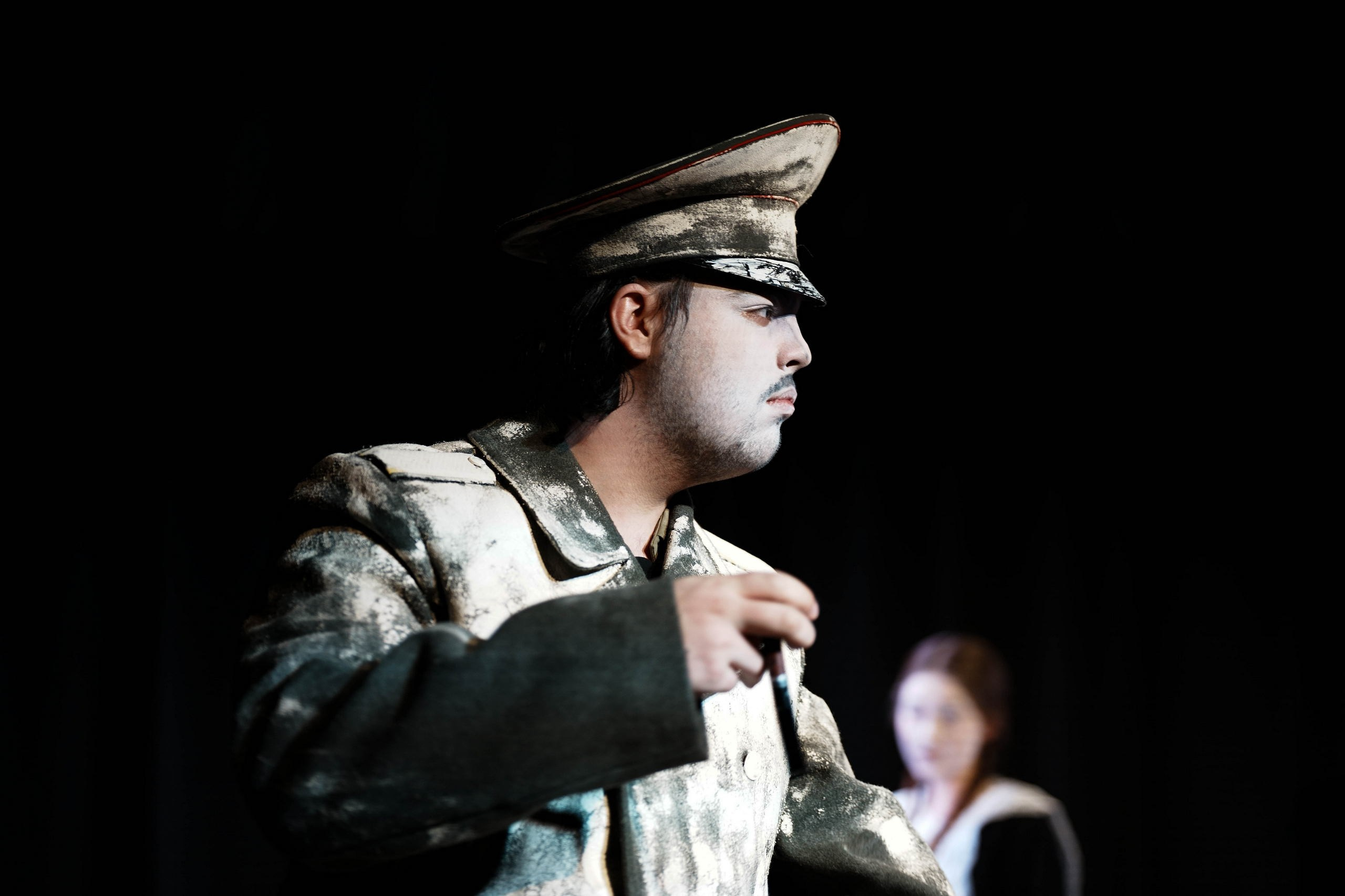 Спектакль «Папа, где ты». Федор Ратчин — фотограф