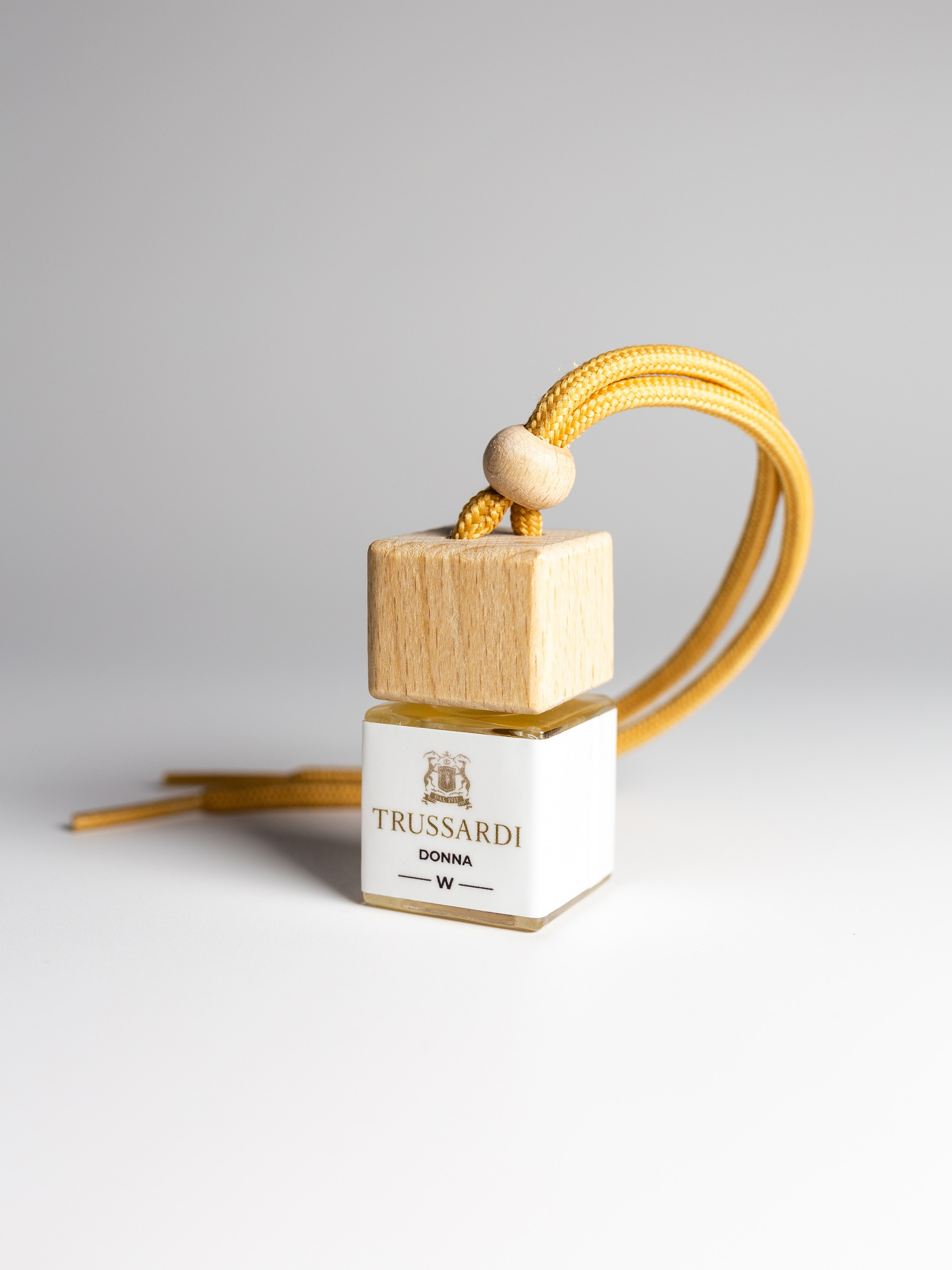 Диффузоры далее на вырез. Фотограф в Краснодаре Арина Кудряшова