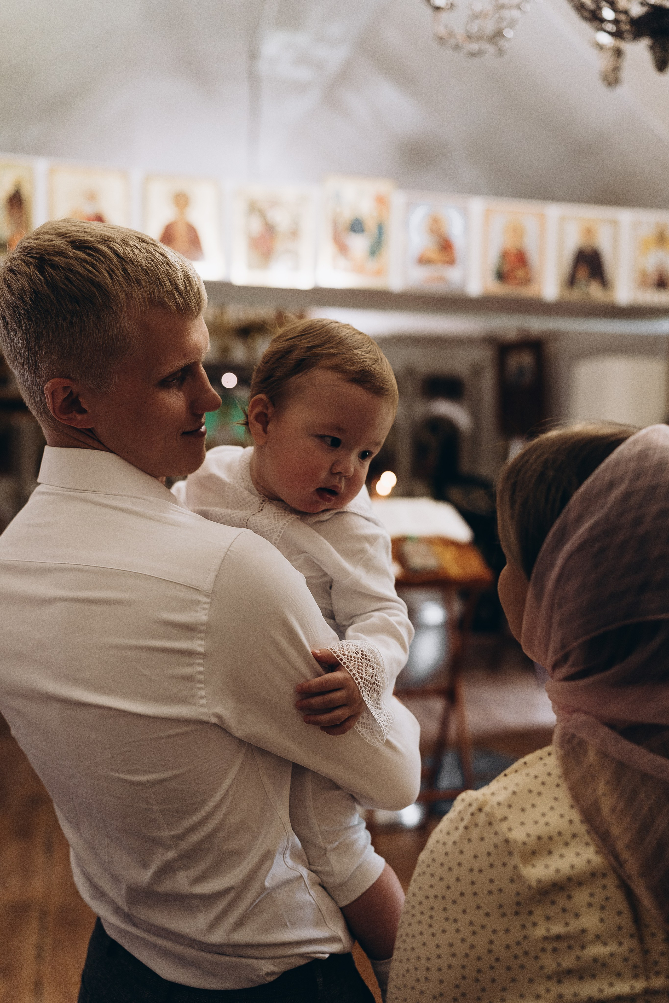 Крещение Михаила в Свято-Никольском храме. Семейный и домашний фотограф в Уфе Ирина Гарасюта