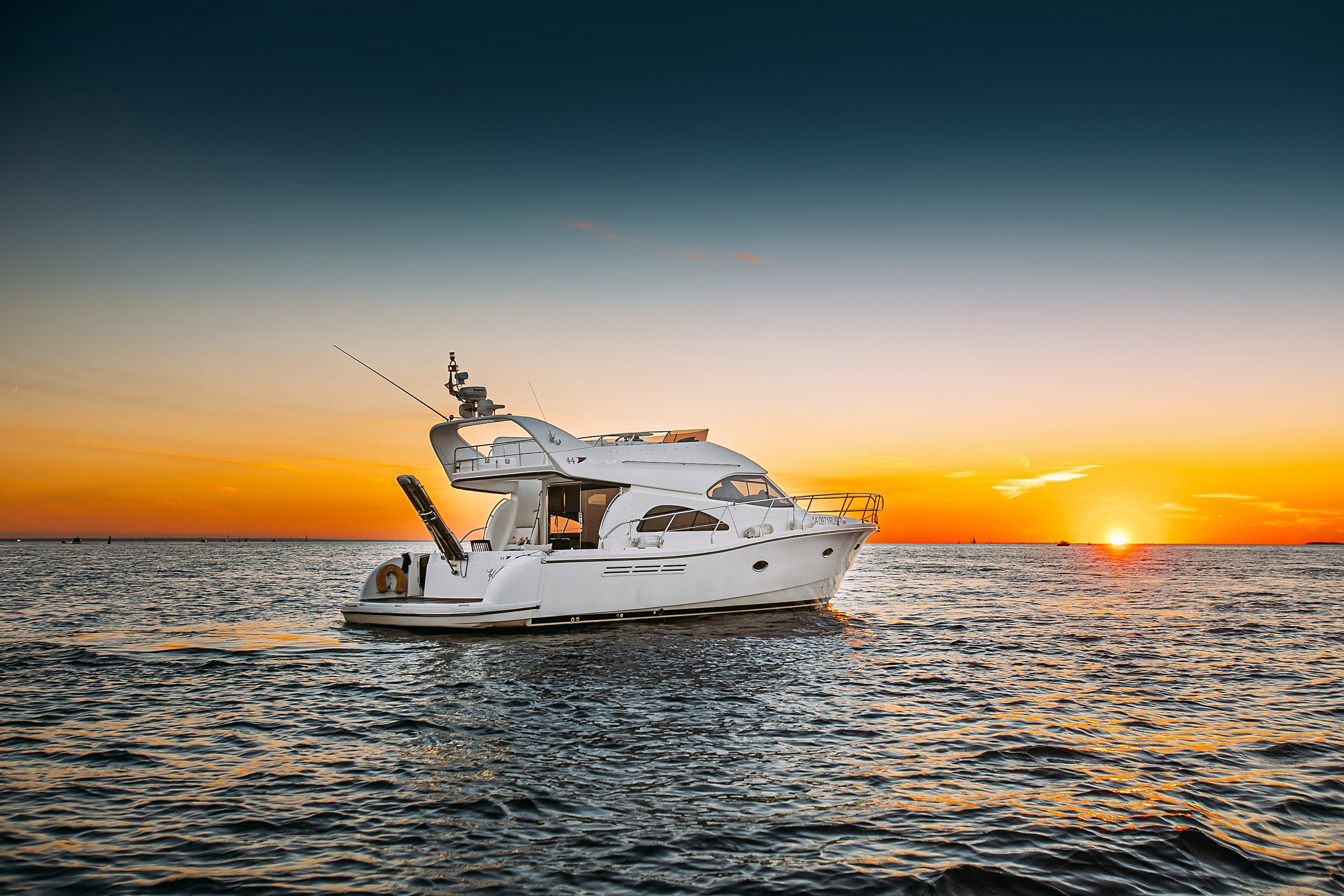 Яхта Rodman 44 Holiday. SPB Rent Boats|аренда катеров и теплоходов