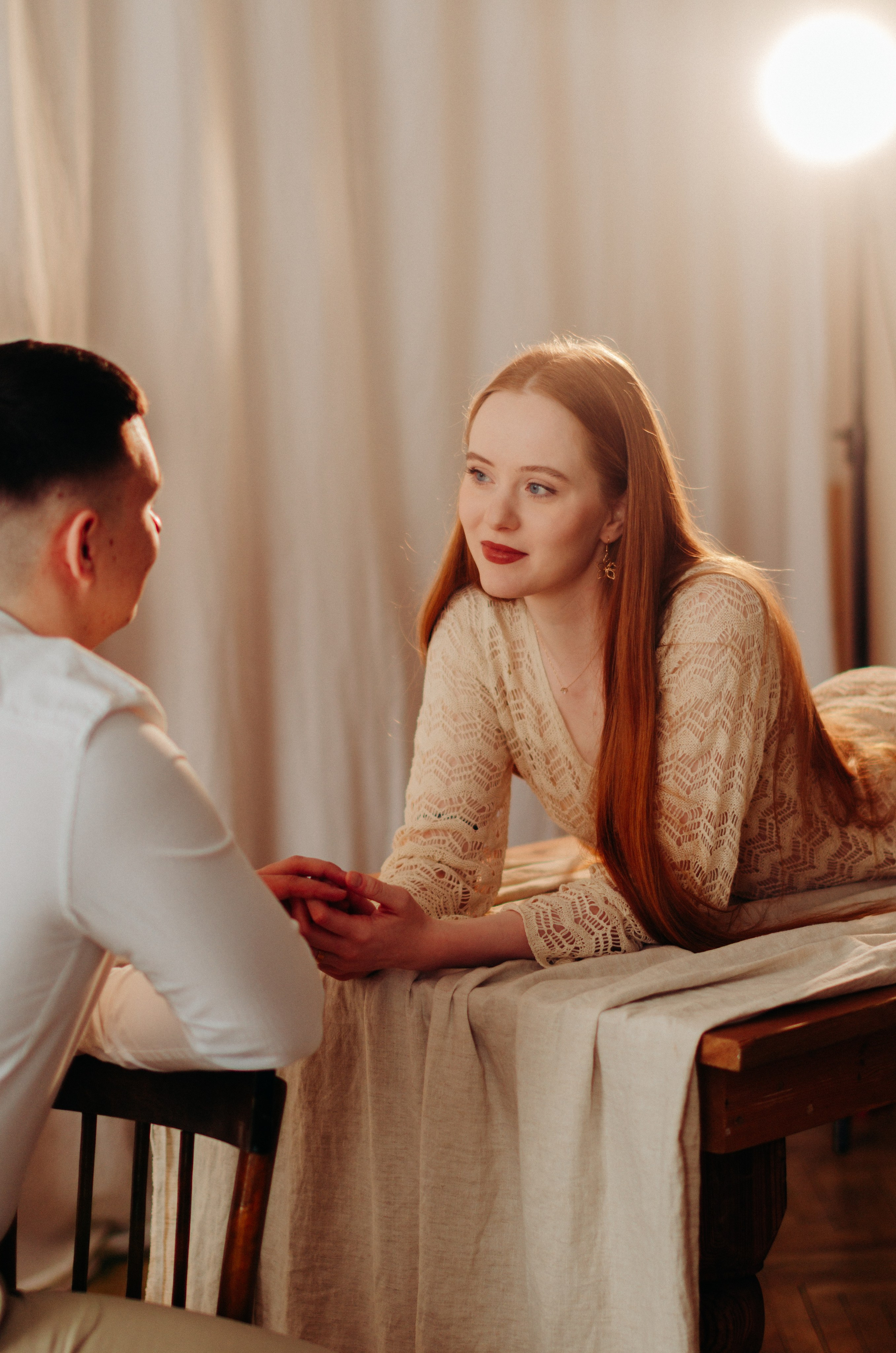 Love Story в фотостудии в стиле бохо. Денисова Аля — фотограф для парных съемок и индивидуальных историй в Барнауле