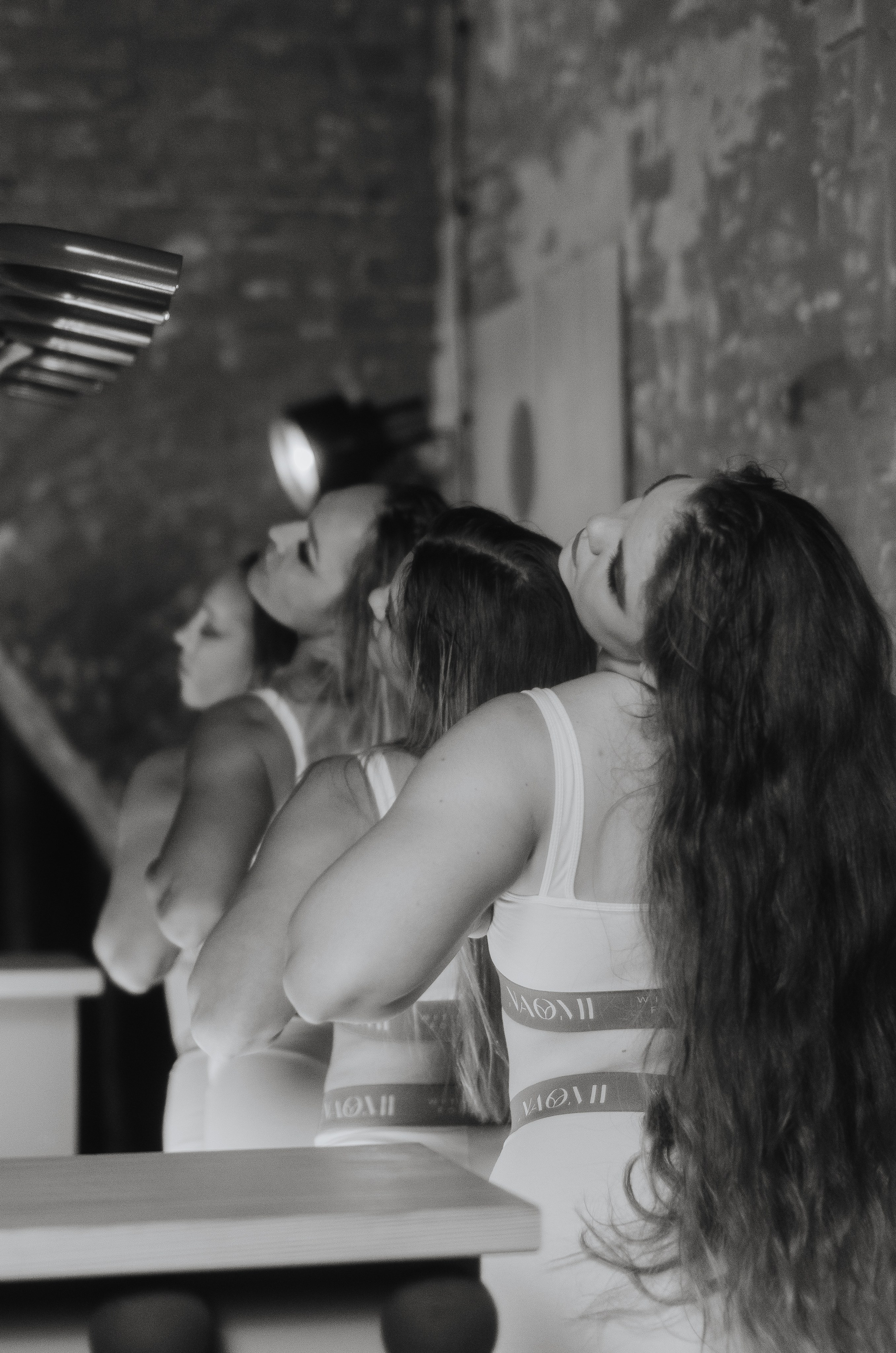 Фото-подглядки с видеосъемки танцевальной команды «Secret». Денисова Аля — фотограф для парных съемок и индивидуальных историй в Барнауле