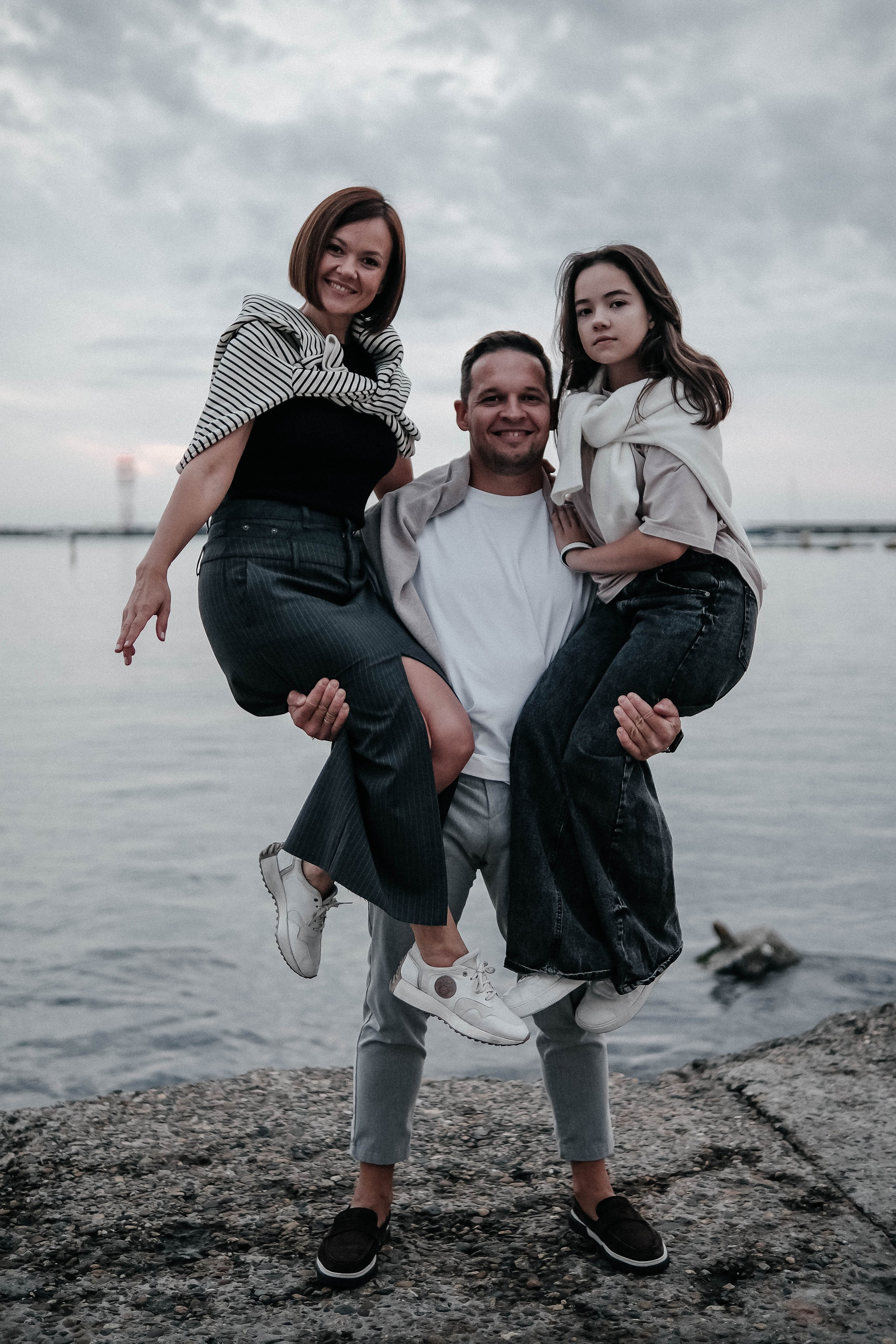 Семья Пекай. Главная