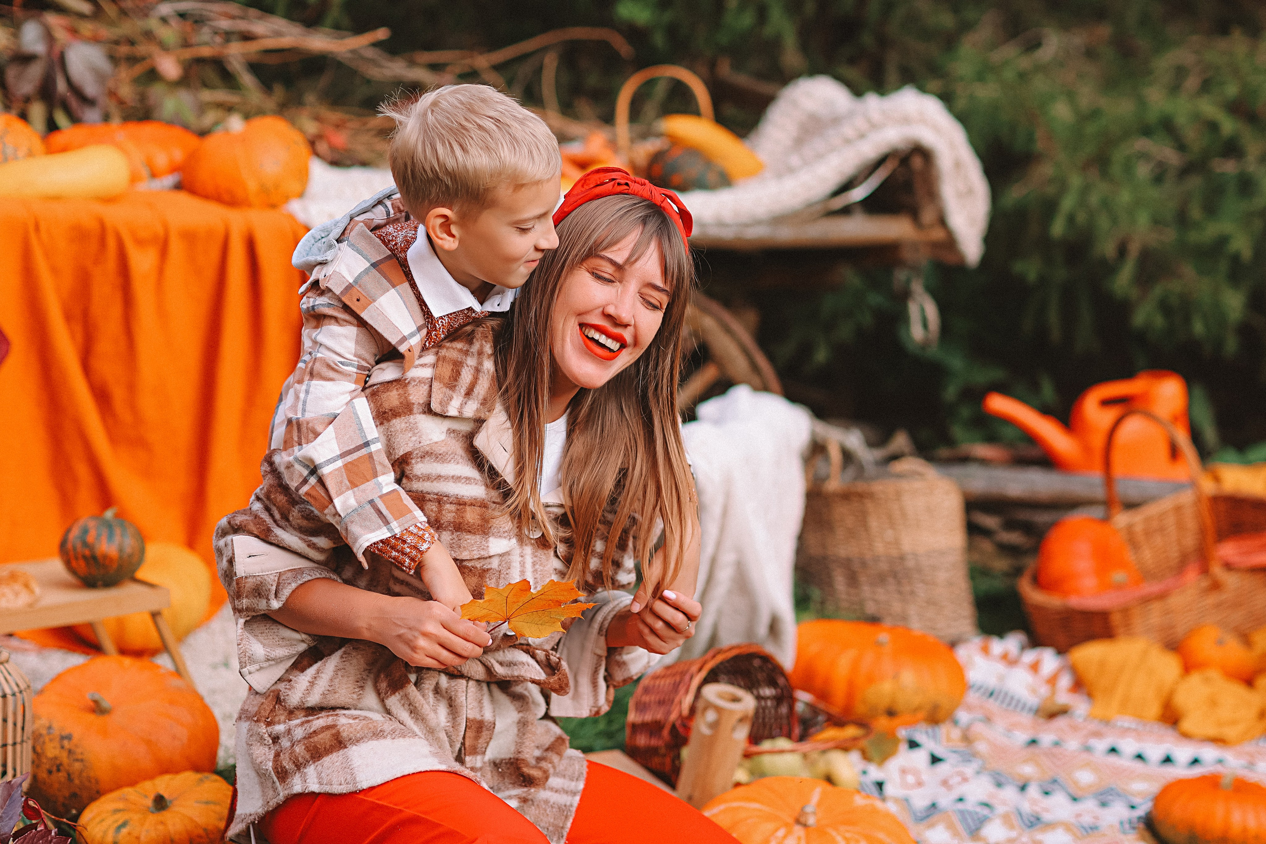 Тыквы. Семейный фотограф Тюмень, фотограф на роды Салмина Мария