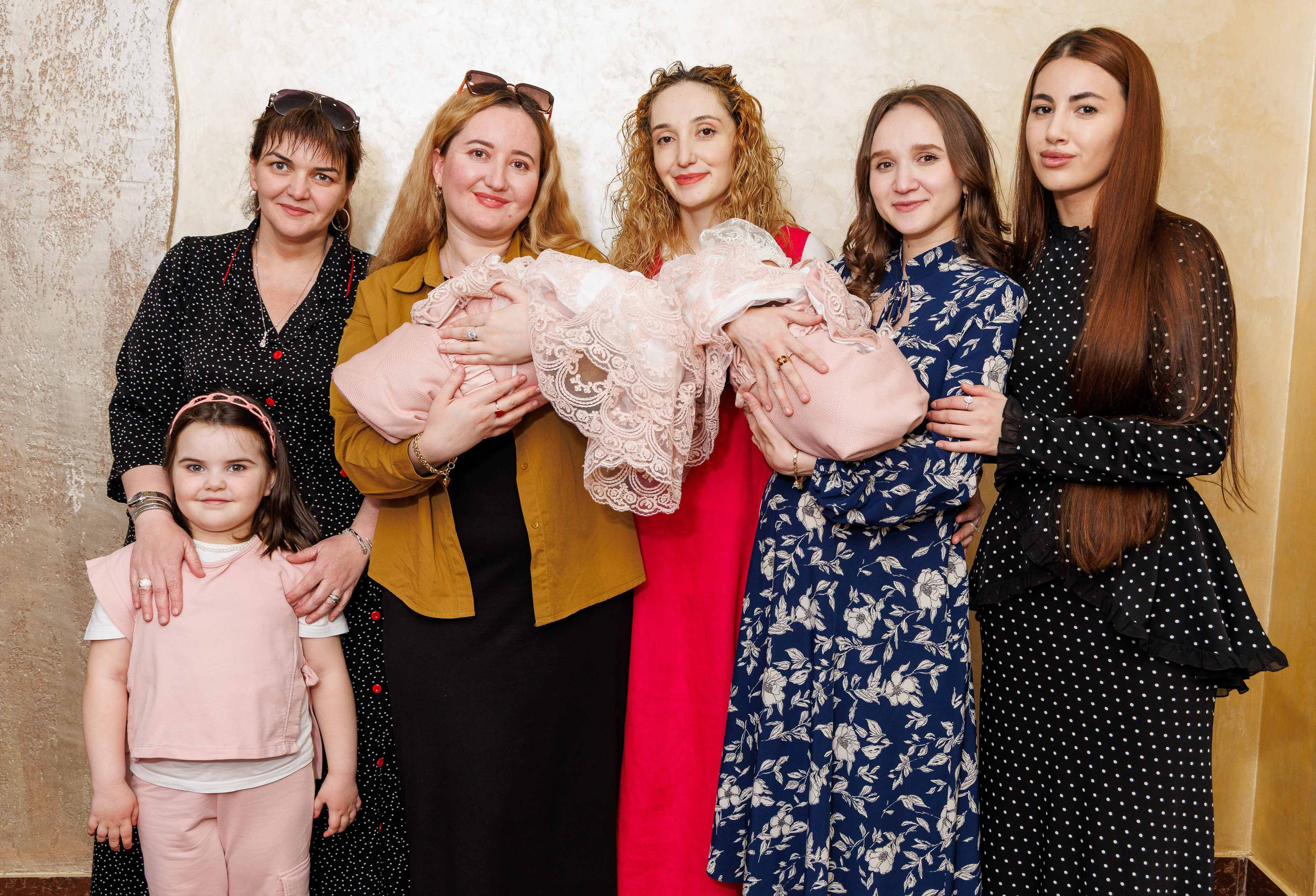 Выписка из роддома Ессентуков - фотосессия семьи.