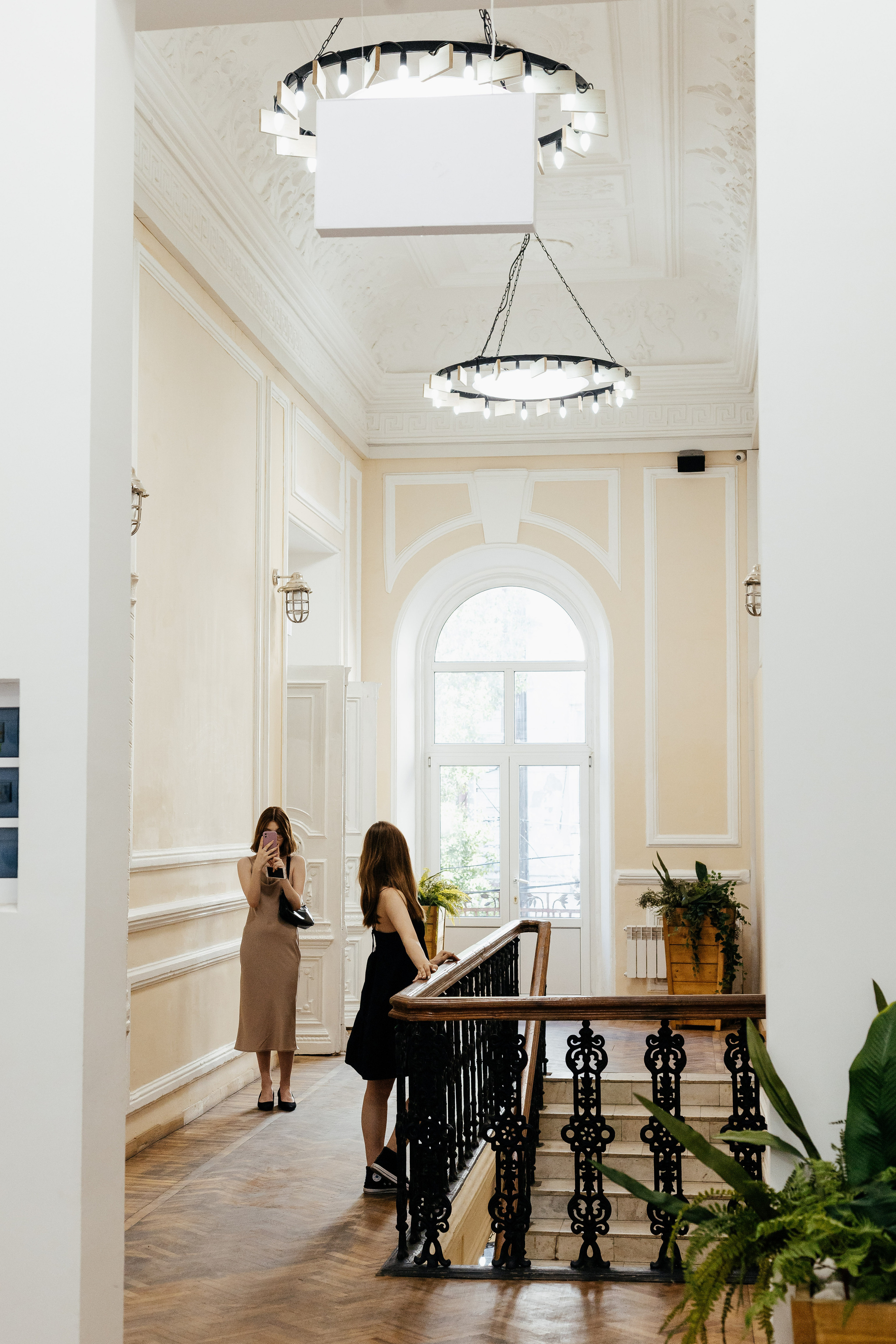 Вокруг центр. Контент фотограф в Ростове-на-Дону Мардус Павел