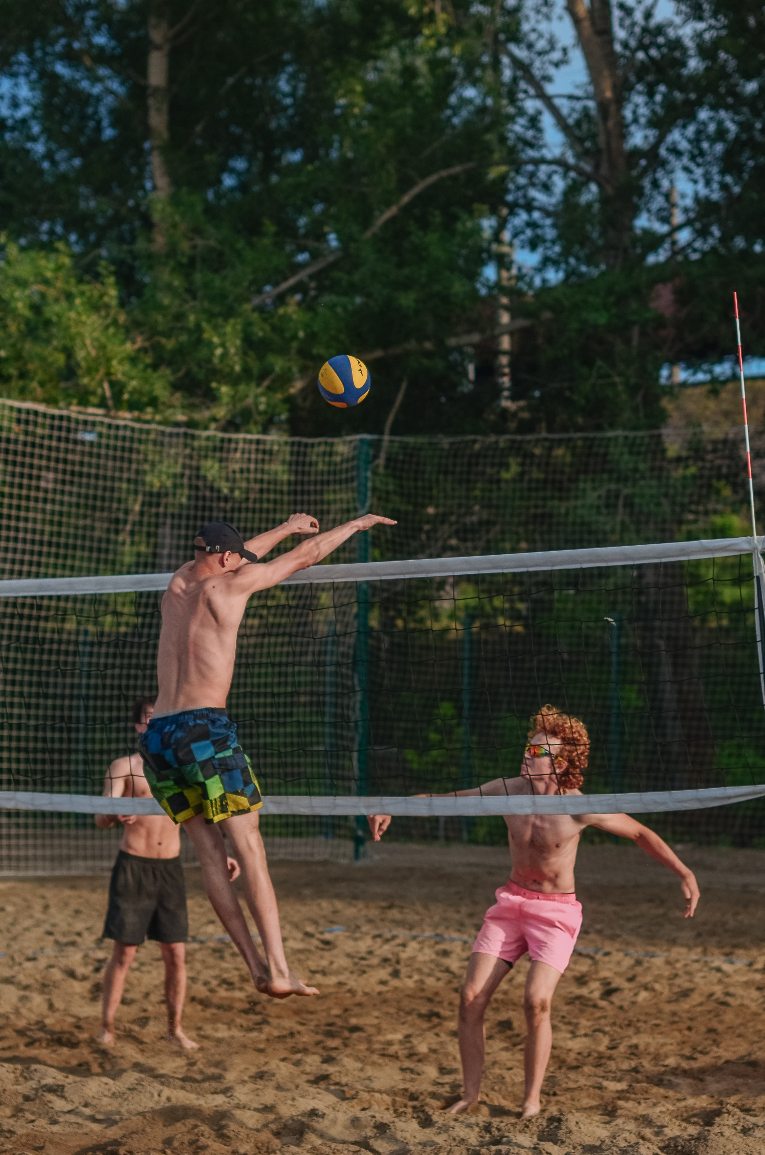 Фестиваль «Грань» 2025. Спортивная площадка. Денисова Аля — фотограф для парных съемок и индивидуальных историй в Барнауле