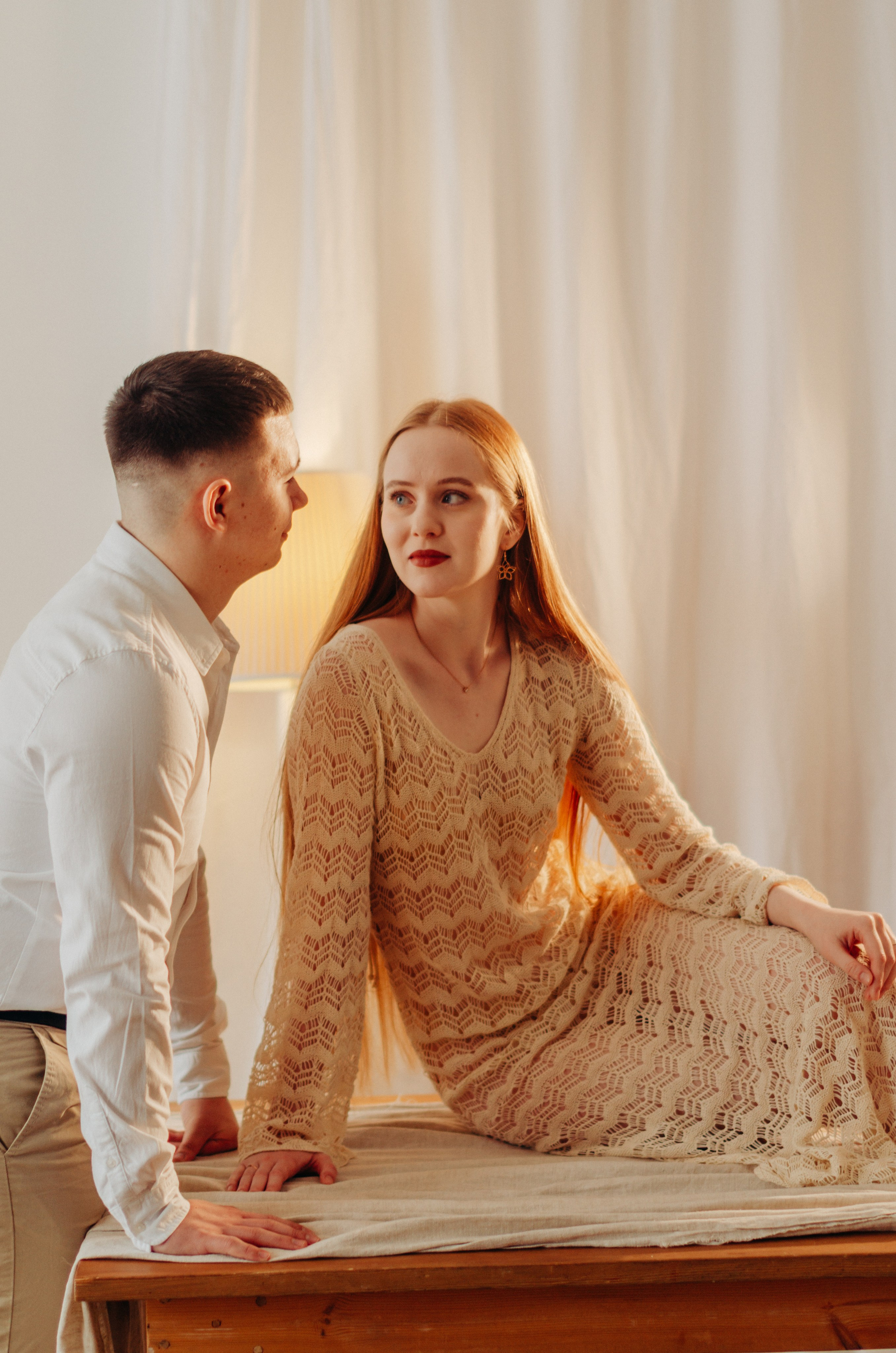 Love Story в фотостудии в стиле бохо. Денисова Аля — фотограф для парных съемок и индивидуальных историй в Барнауле