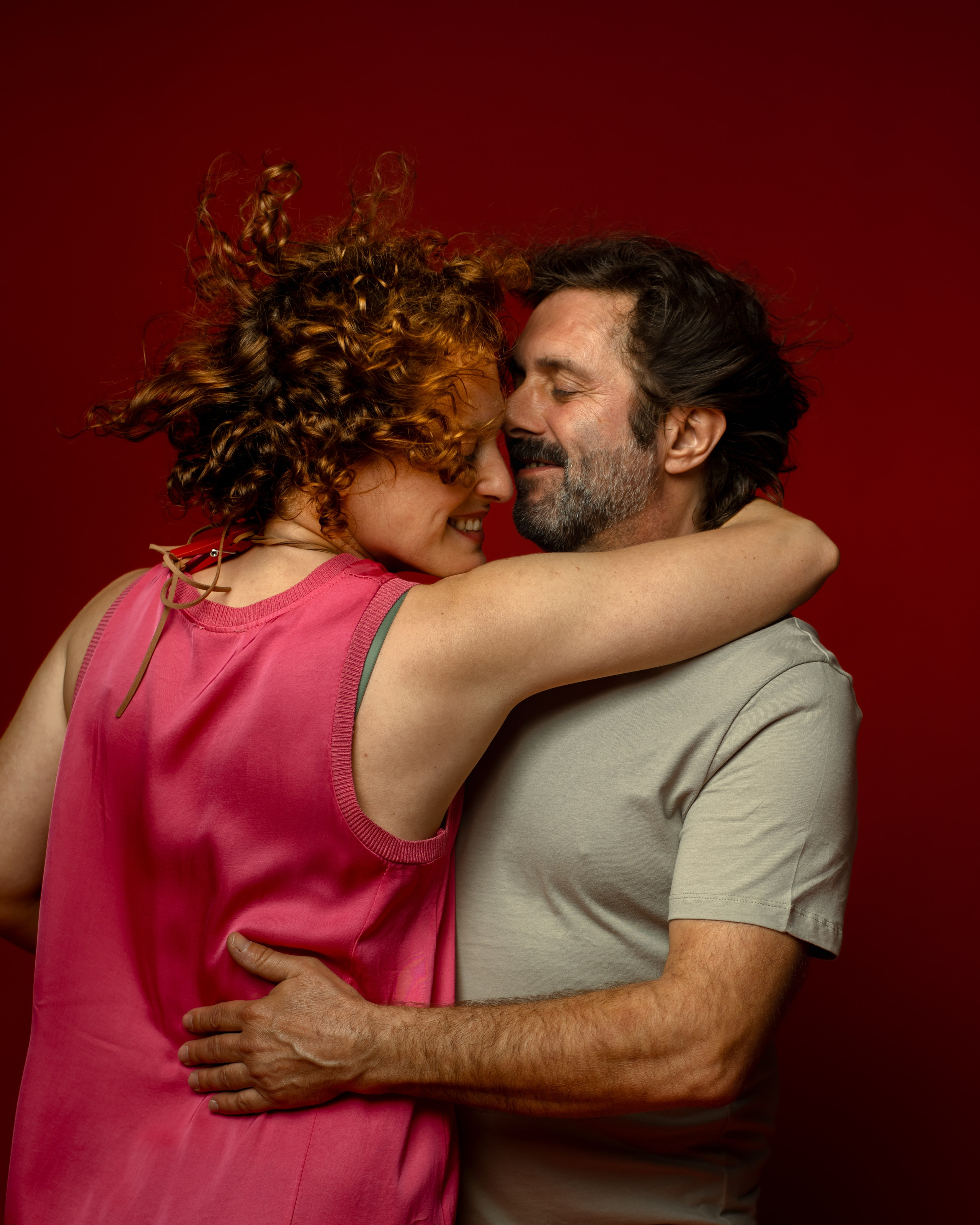 ANA and PEDRO. Studio. Anastasiia Antoniuk portrait, family and couple photographer, Portugal