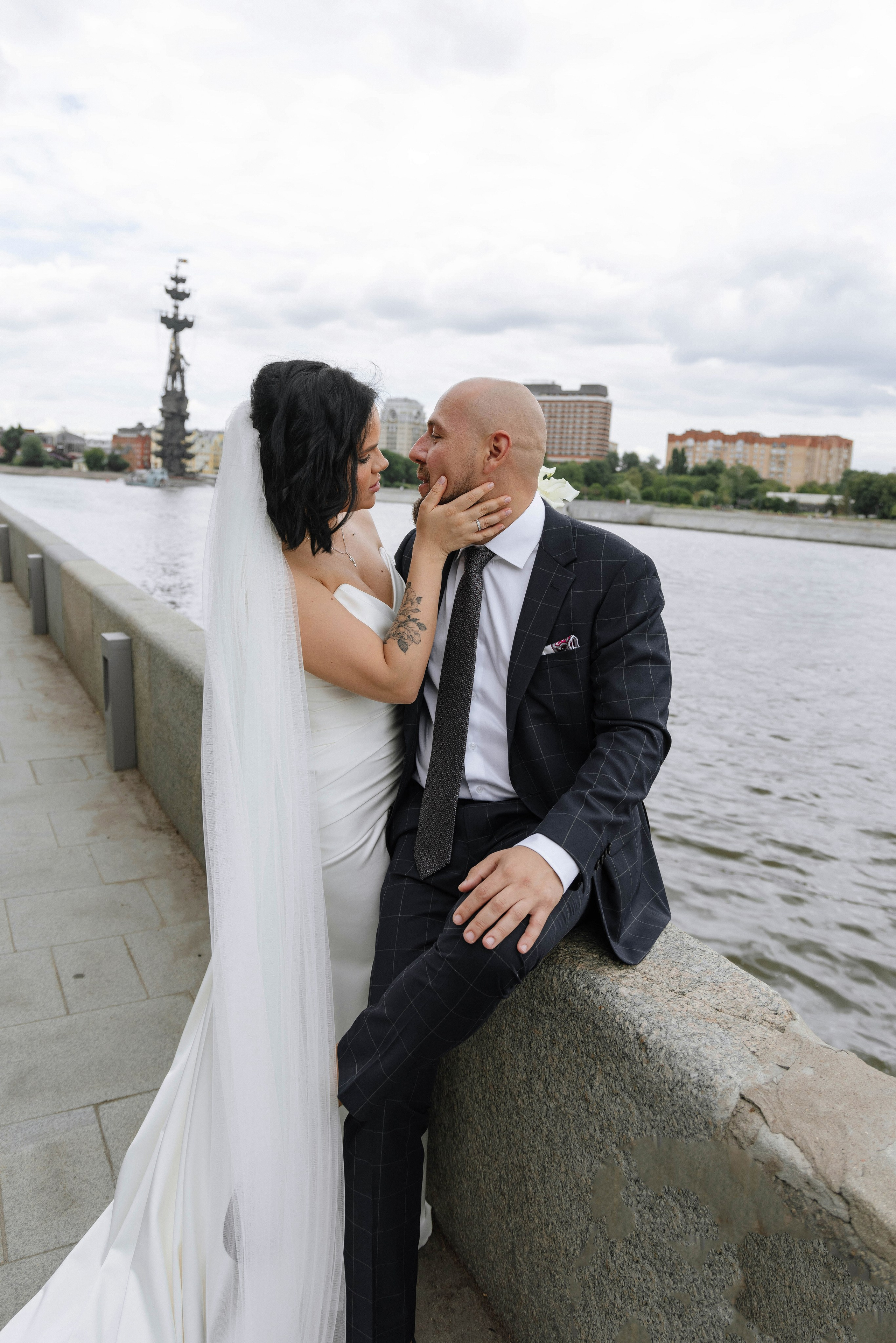 Стильное свадебное платье. Свадебный фотограф и видеограф в Москве, Виктор Архилюк