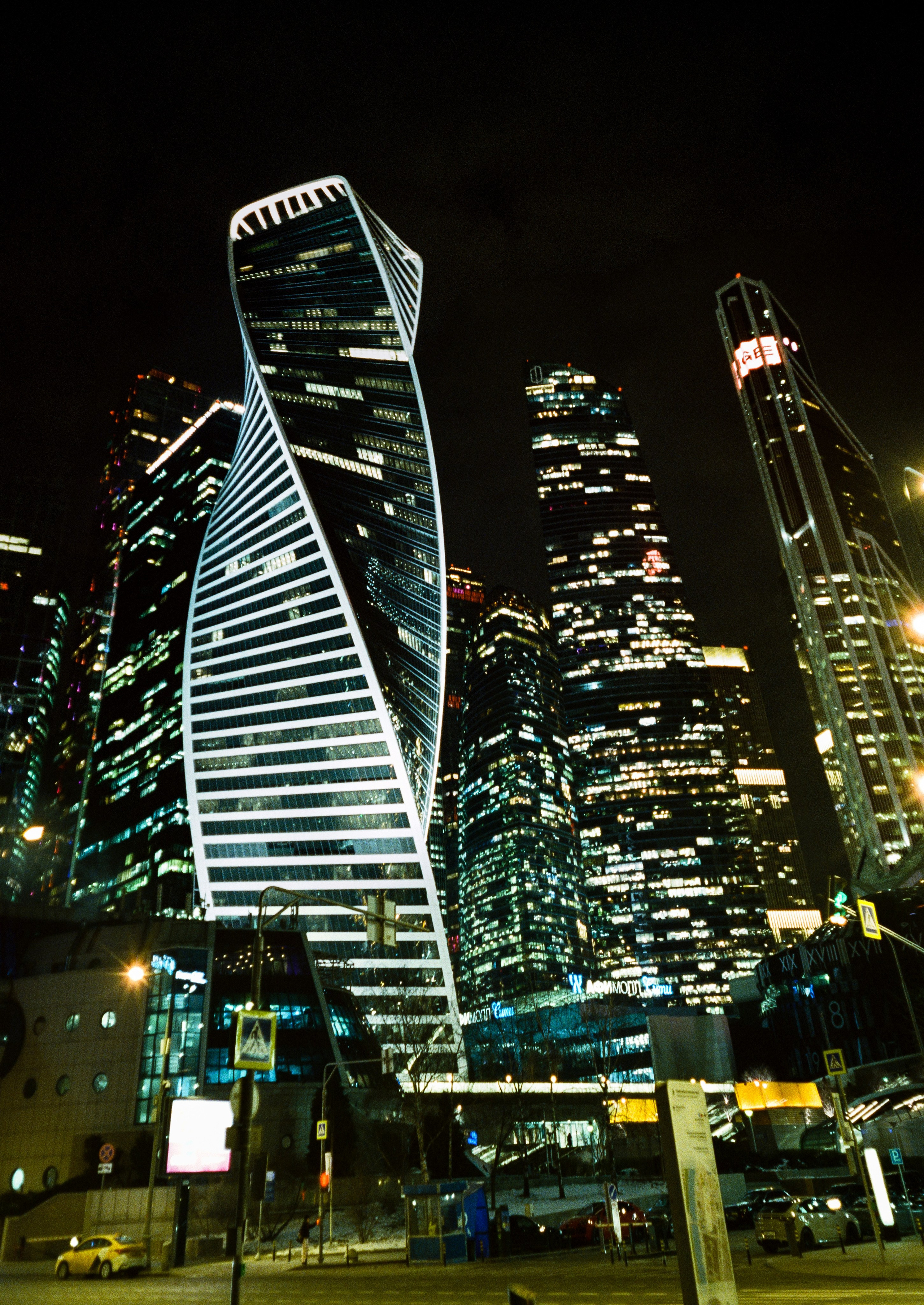 Обзор фотоаппарата Canon Canonet QL17 G-III и примеры фотографий