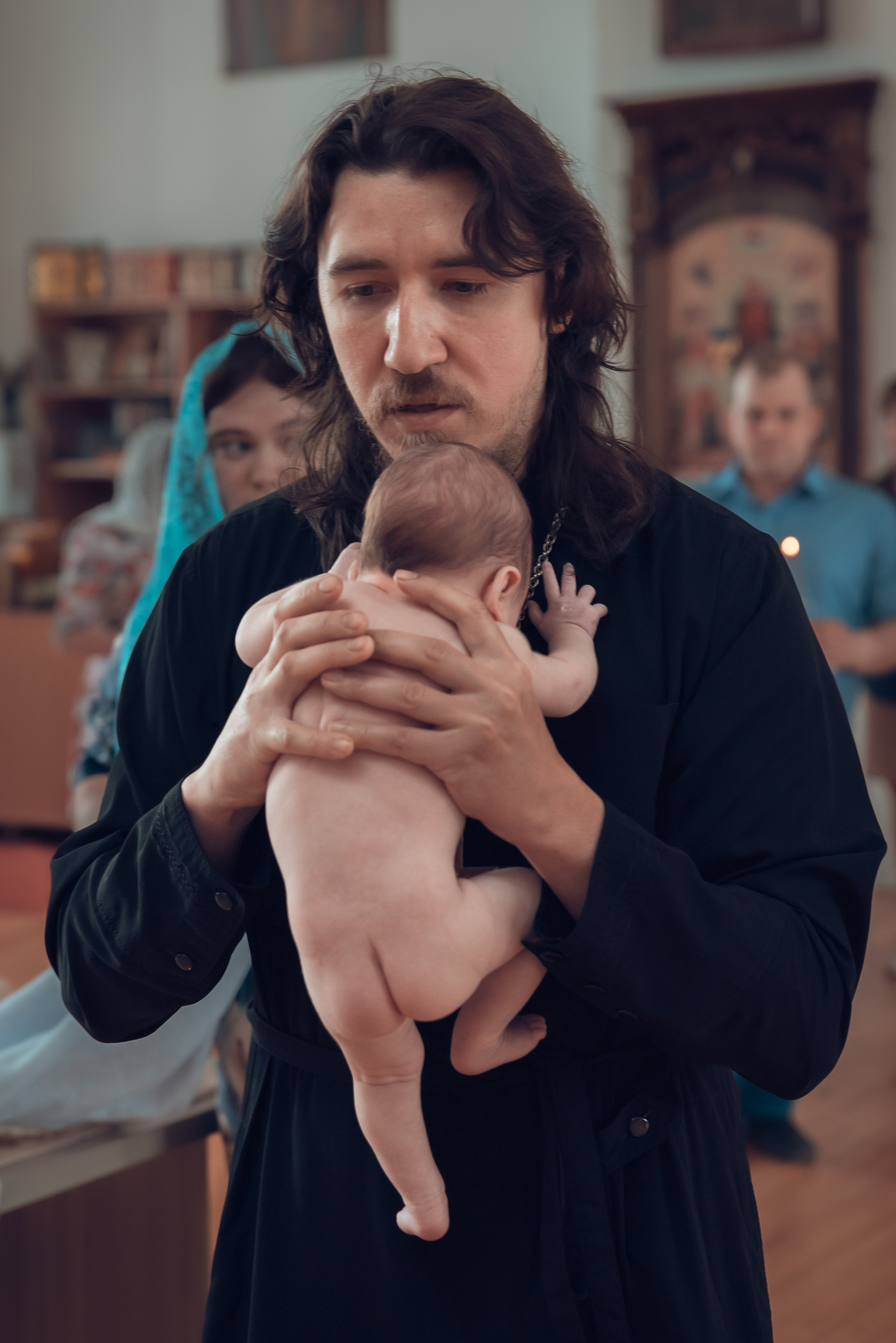 Фотограф в храме. Дарья Нетреба Фотограф на Крещение, Венчание Псков и область