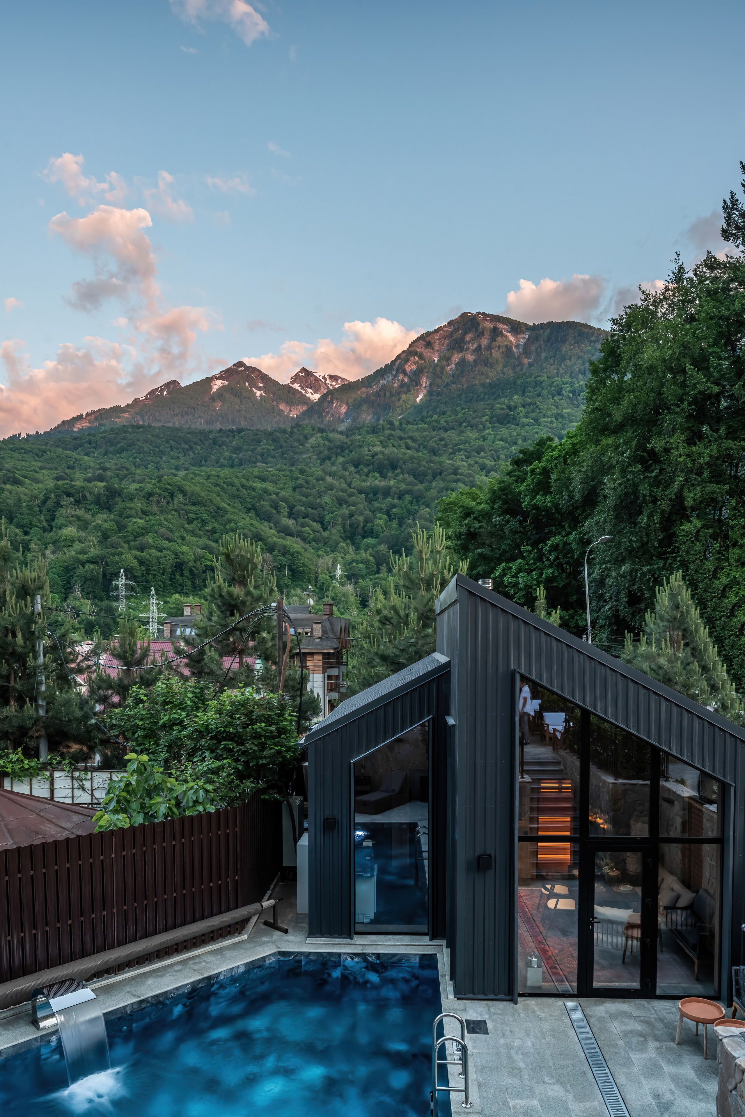 Отель аппарт Бридж. Декорактив Москва