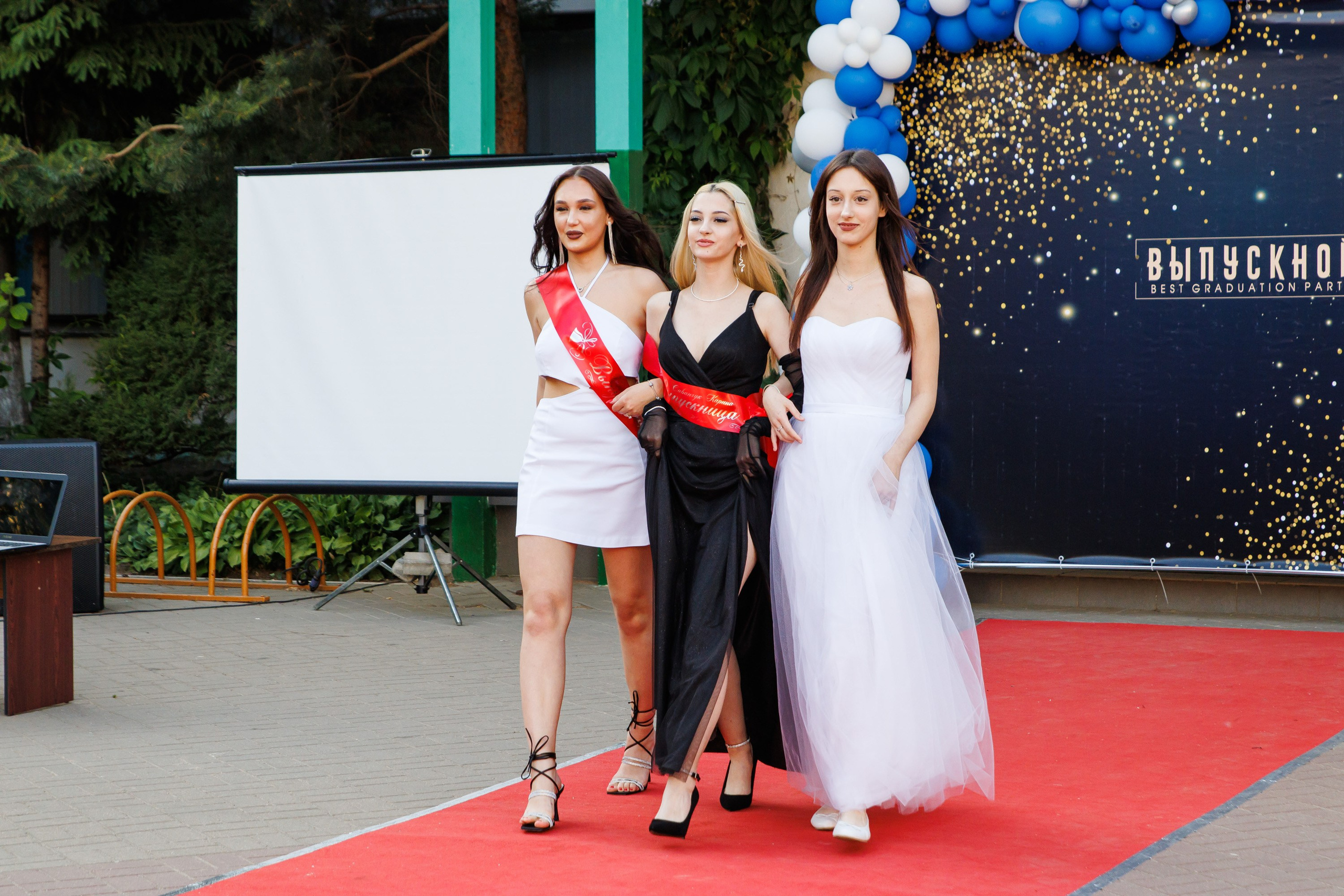 Выпускной 2023. Репортажный фотограф Минск ❘ Костецкий Илья ❘ Беларусь