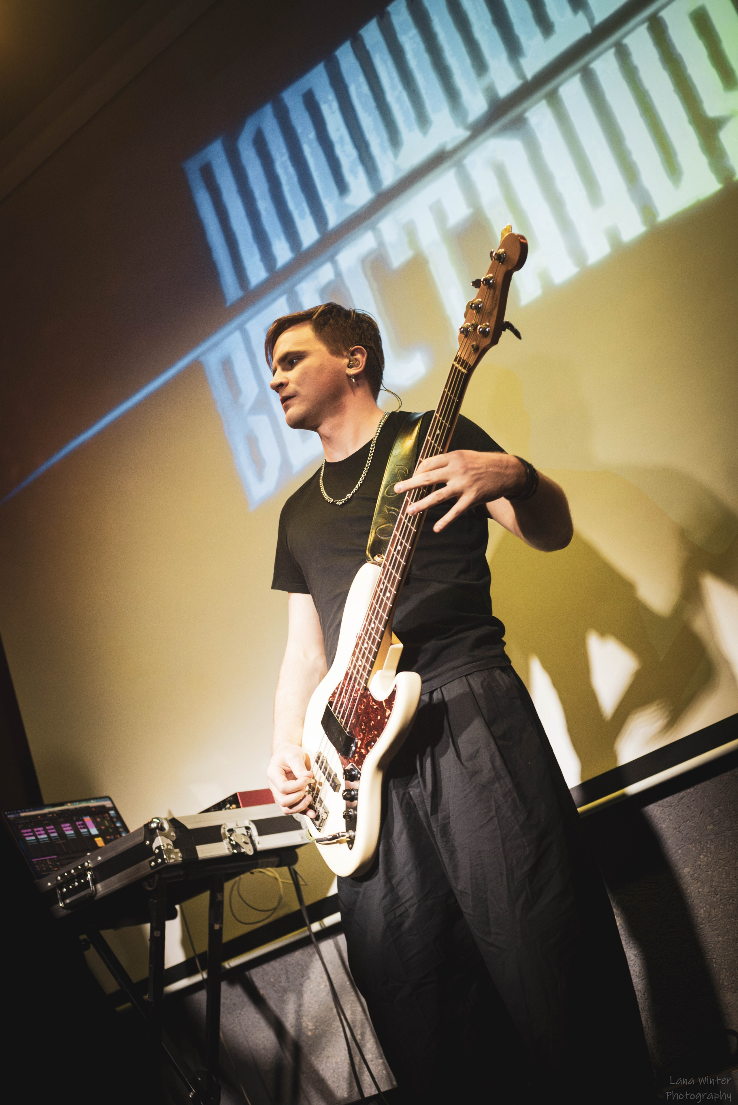 Площадь Восстания (8 марта 2025 года, Москва, клуб Техника Безопасности). Фотограф Светлана Блинова, Москва и Московская область