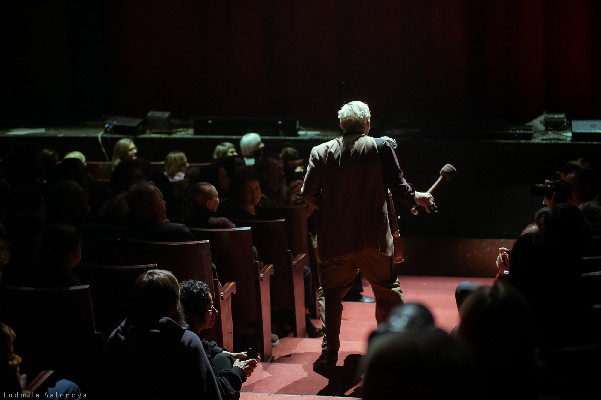 Весёлые ребята, театр на Таганке. Lucytheatre