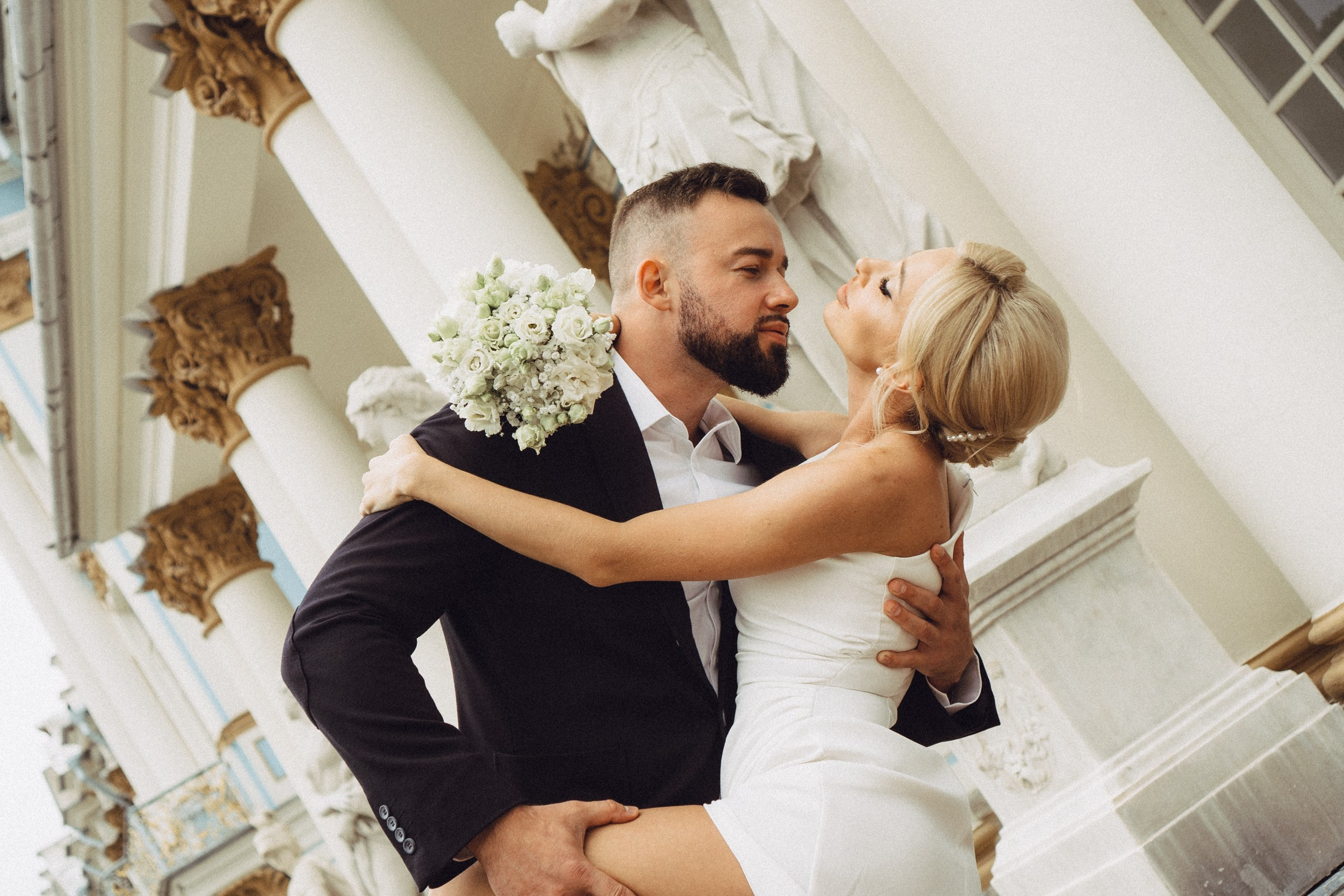 СВАДЕБНАЯ ИСТОРИЯ В ГОРОДЕ ПУШКИН ВОЗЛЕ ЕКАТЕРИНИНСКОГО ДВОРЦА И В ПАРКЕ. Профессиональный фотограф, Санкт-Петербург — Виктория Богомолова