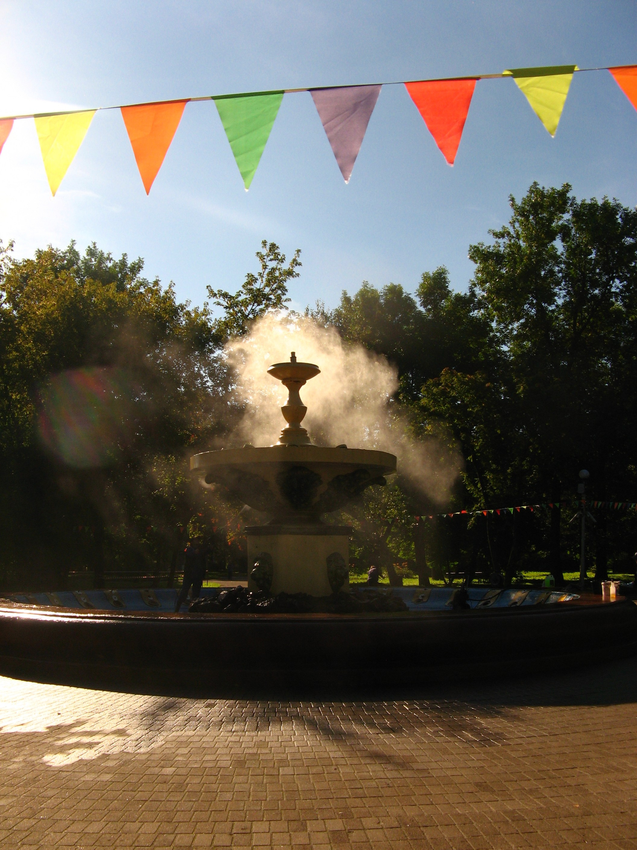 Сентябрь 2025. Den Mirov — Фотограф, Музыкант