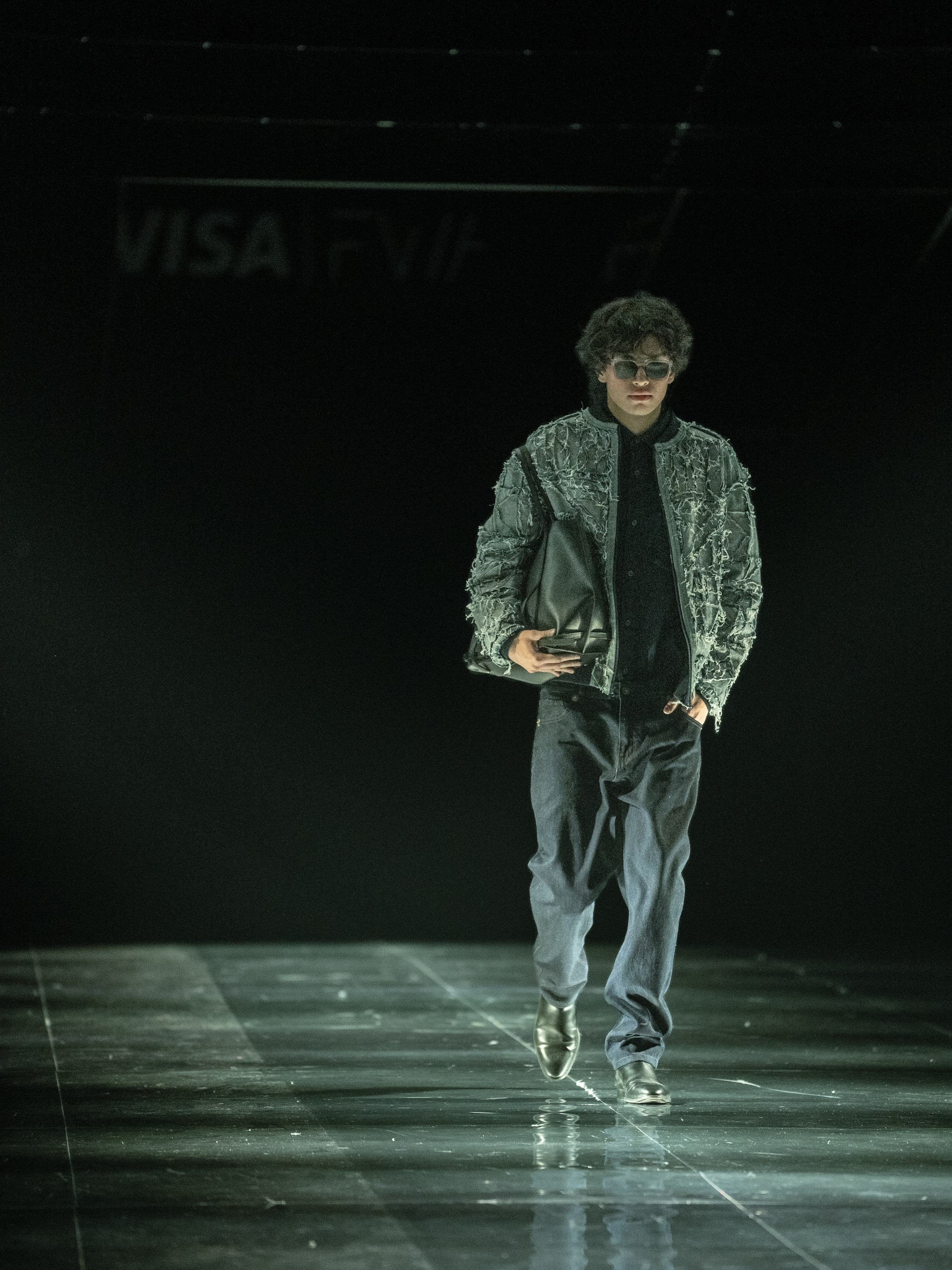 Visa Fashion Week Almaty Pre-Fall 2026 April Leonid Zherebtsov. Сайт Алматинского НЮ АРТ, будуар и фэшн фотографа Дениса Карпенко