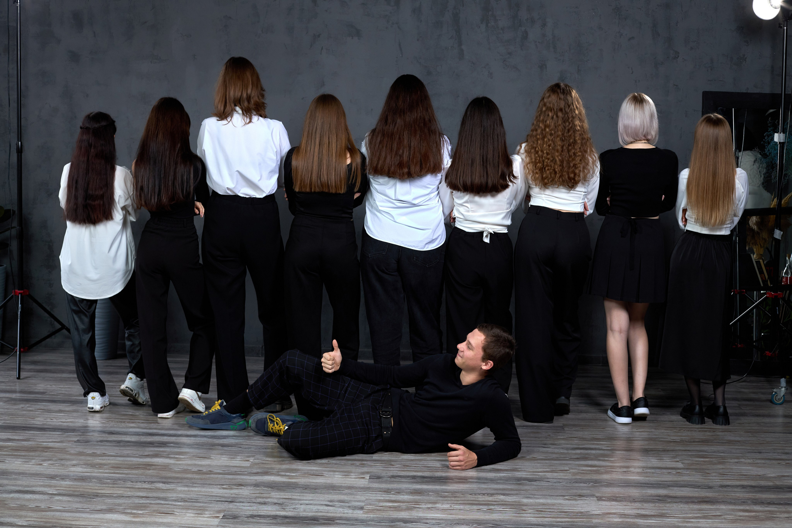 Сьемка выпускного альбома в студии DARK LOFT таганрог. Фотограф Выпускные альбомы Таганрог Сергей Коробченко