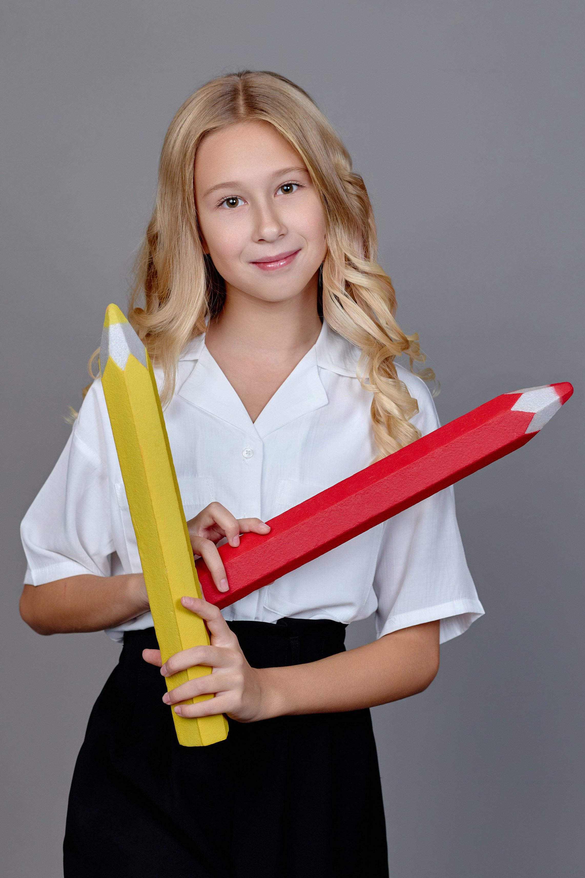 Портреты 4 класс для выпускного альбома таганрог. Фотограф Выпускные альбомы Таганрог Сергей Коробченко