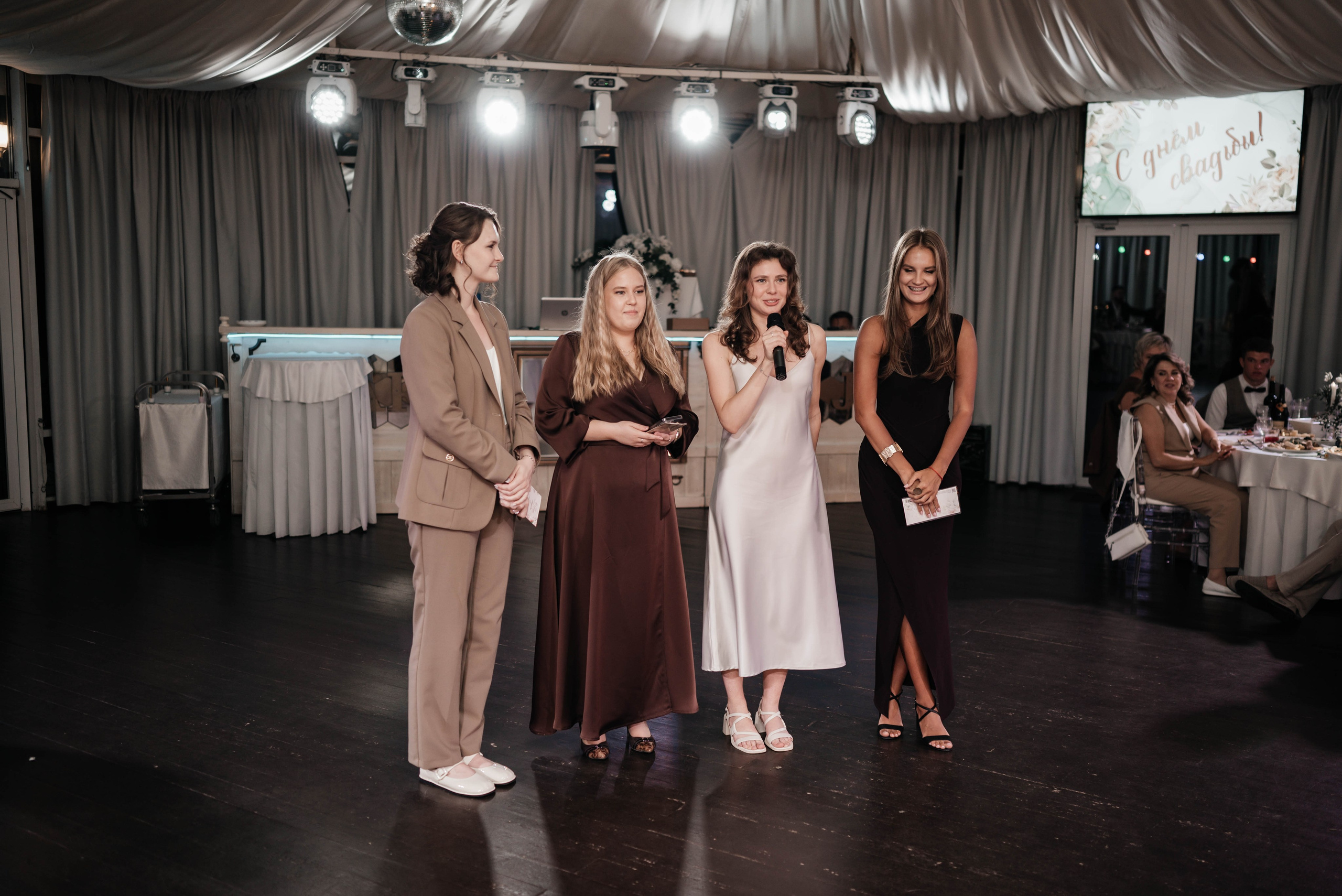 Никита&Яна (выездная регистрация). Главная