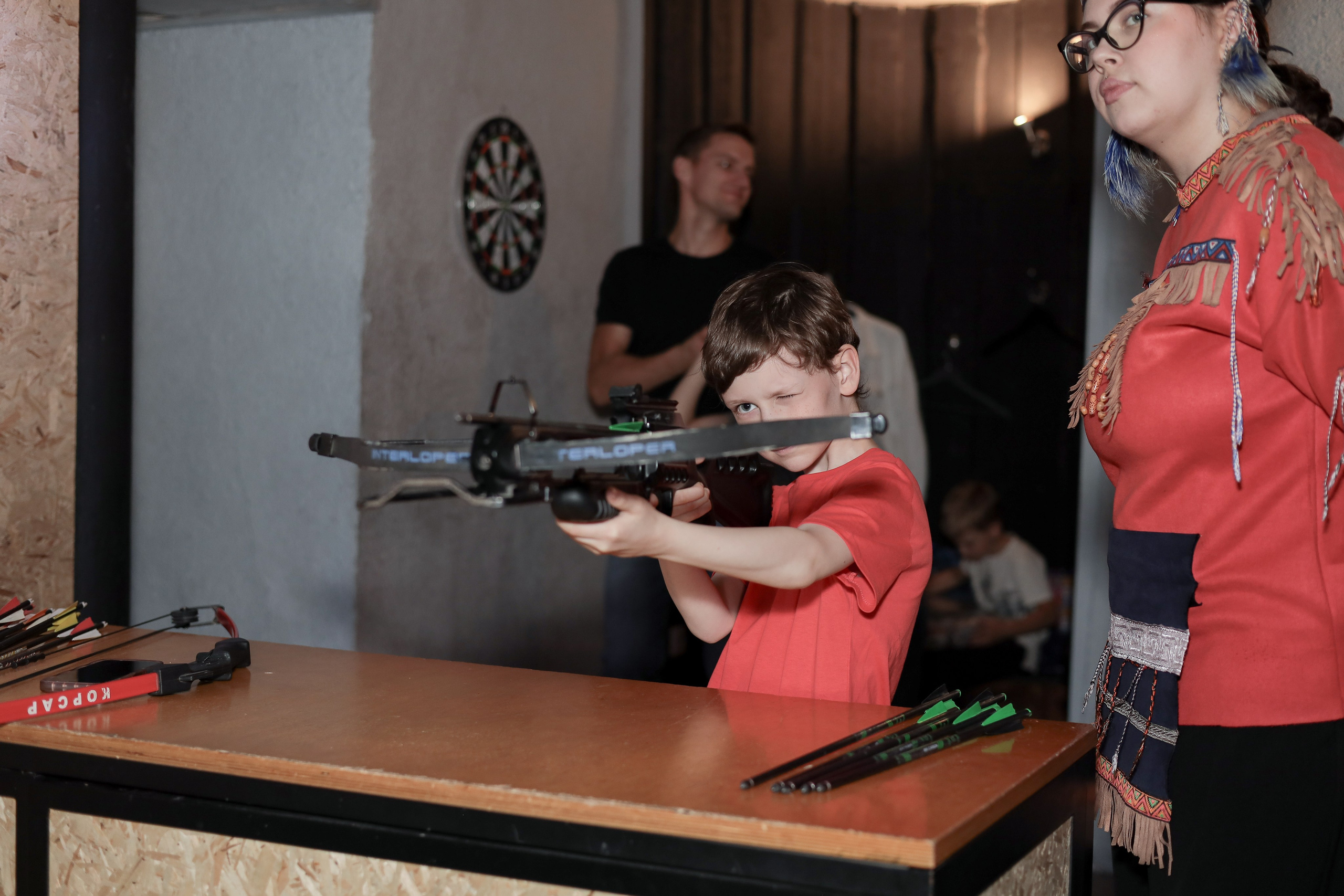 День рождение в стрелковом клубе. Фотограф Надршина Лилия