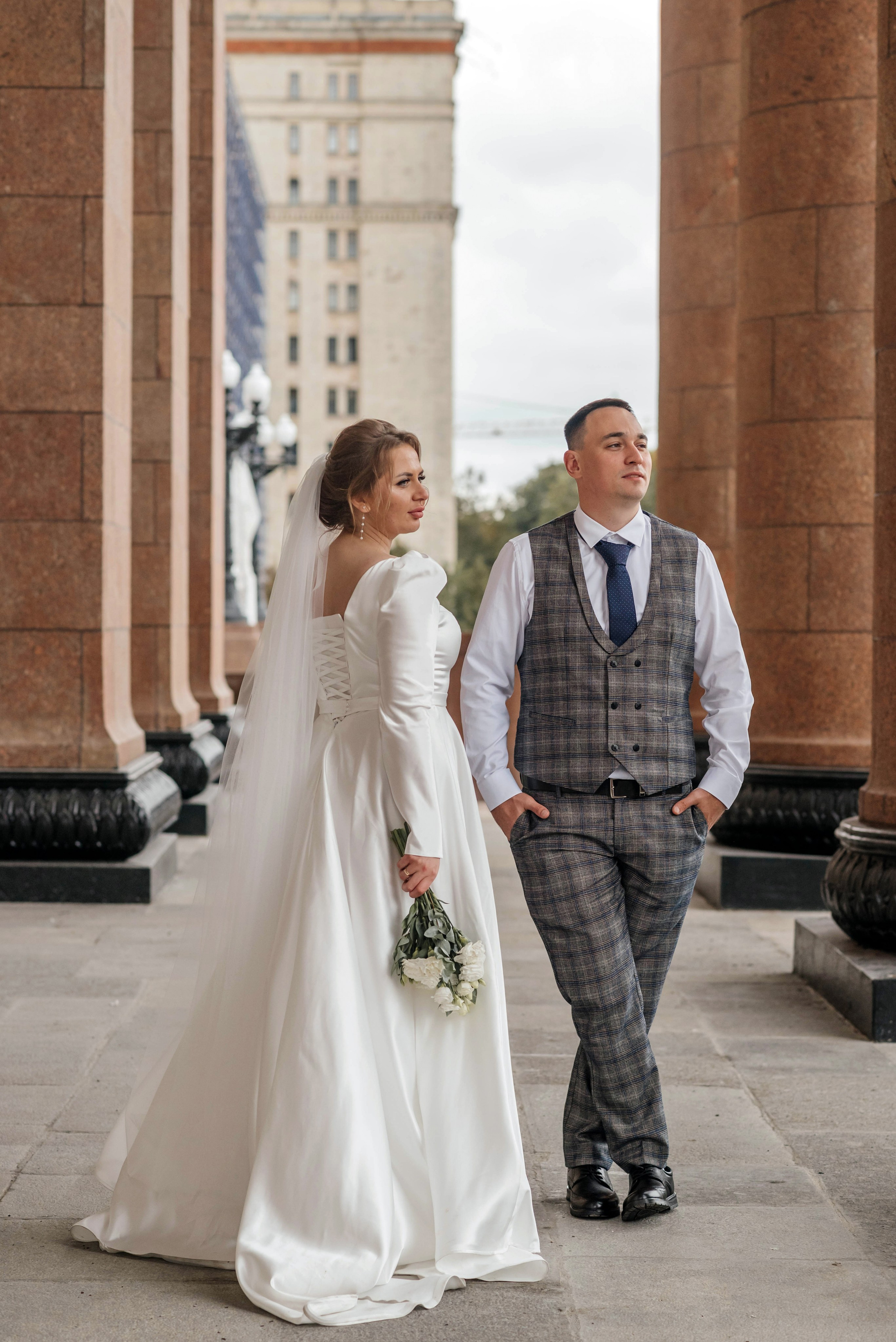 Кутузовский загс. Юлия и Максим. Свадебный фотограф в Сергиевом Посаде недорого Ольга Гузанова