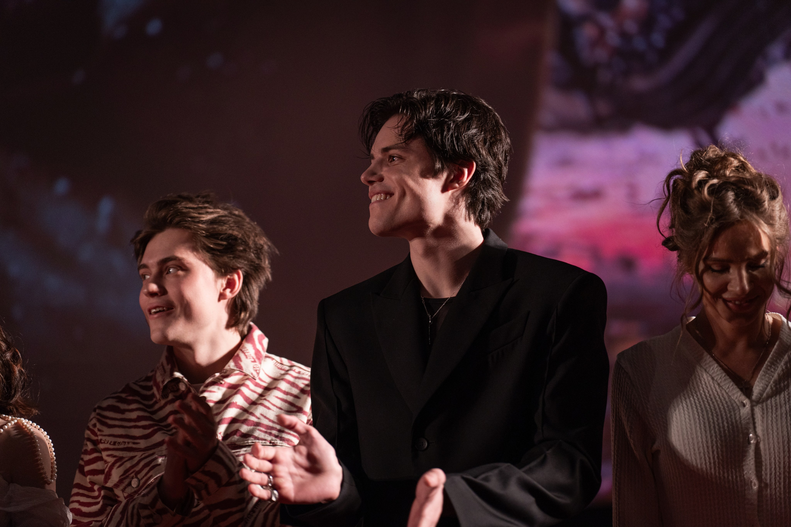 Твое сердце будет разбито. Премьера Твое сердце будет разбито. Фильм Твое сердце будет разбито. Твое сердце будет разбито смотреть. Каро 11 Октябрь