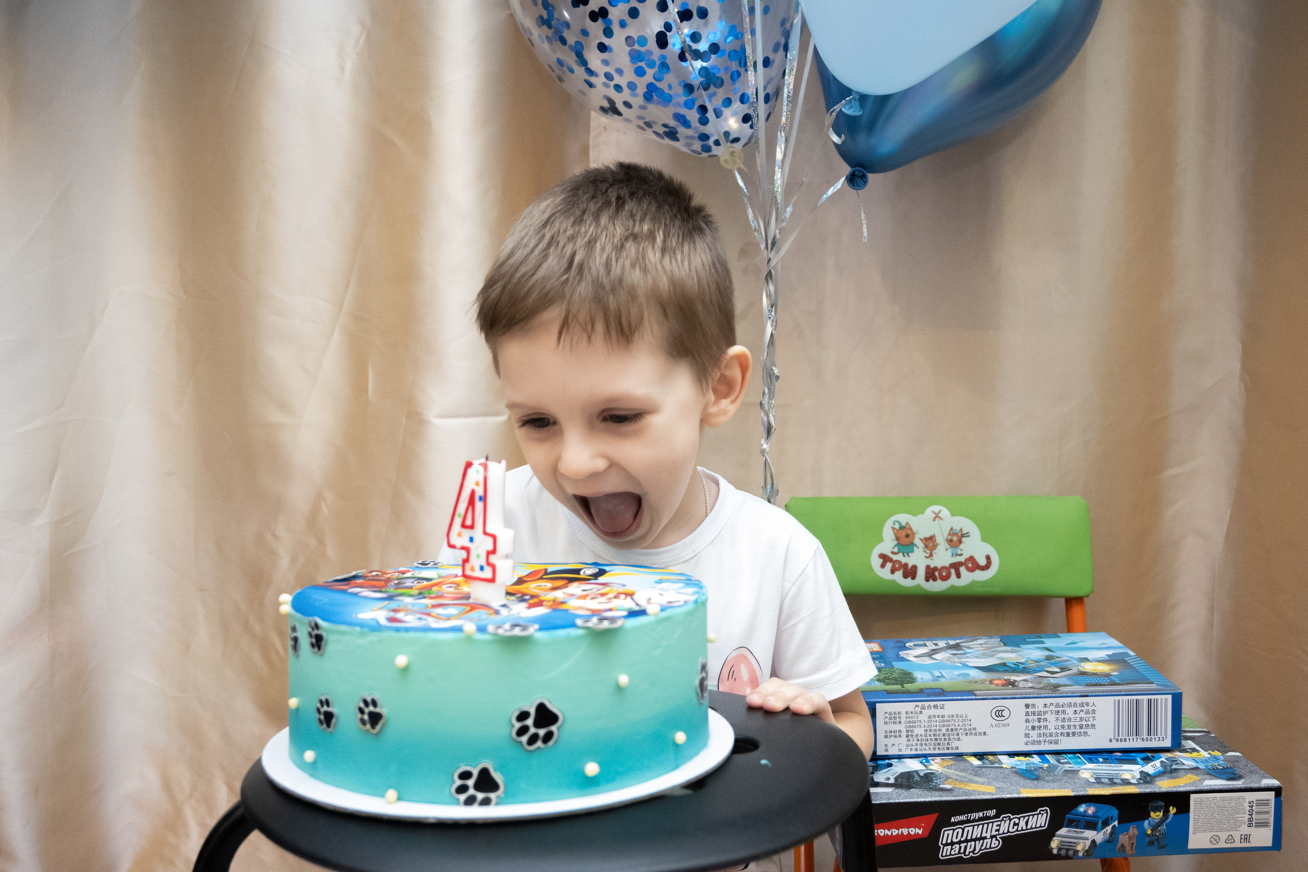 Маленький именинник в игровой комнате. Фотограф и видеограф в Москве Анна Матюхина