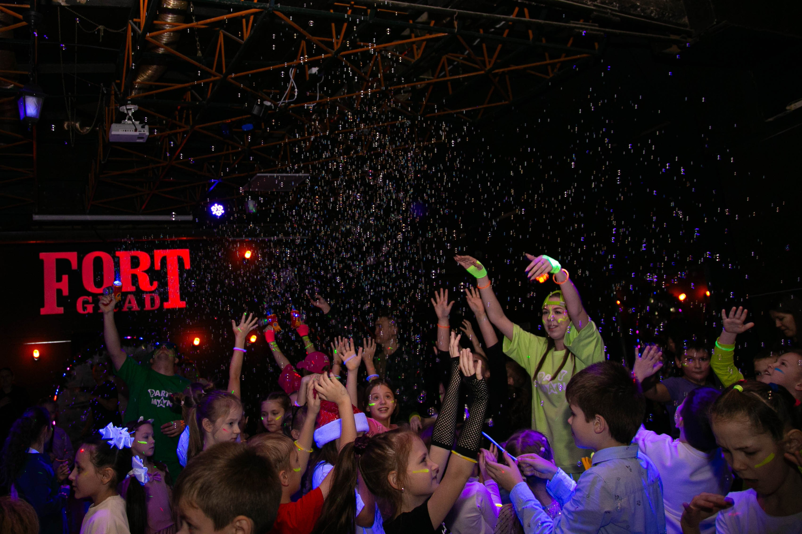 Party Man. Репортажный фотограф в Пскове