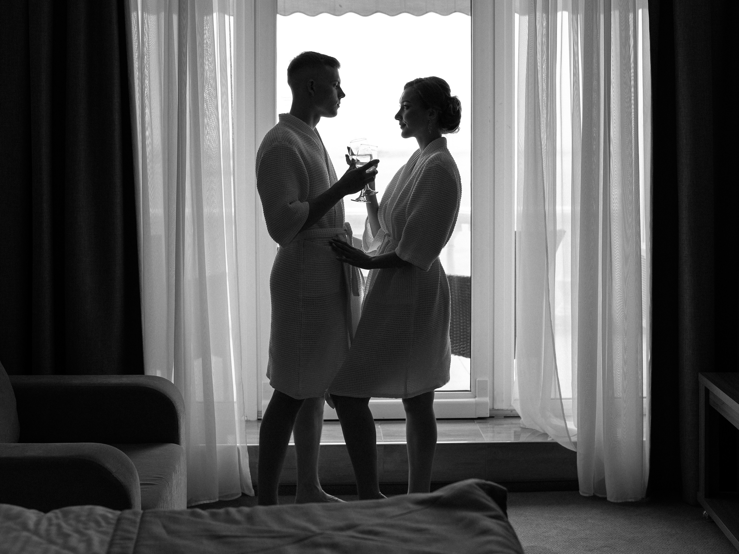 Фотосессия для двоих на свадьбе в Севастополе (отель Артбухта)